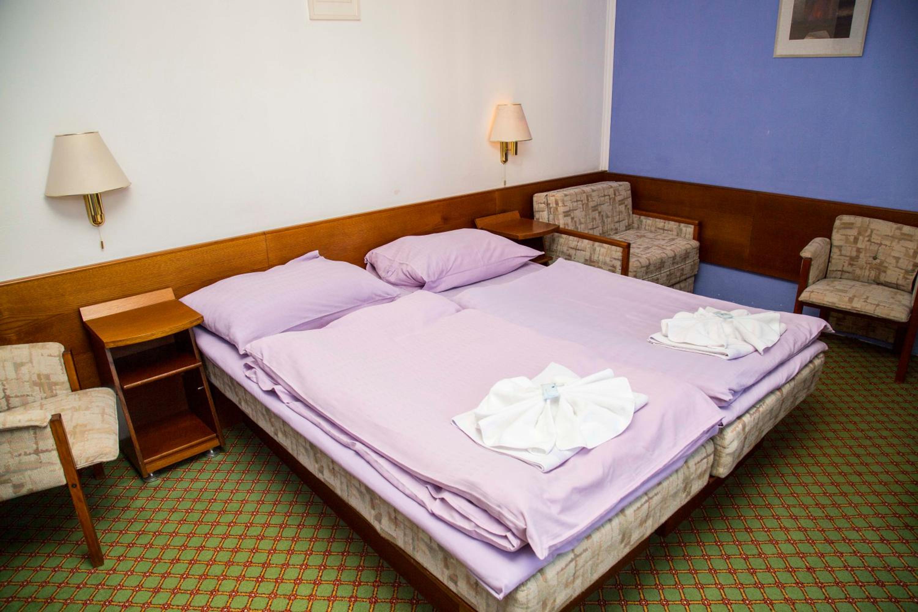 Single Room photo 2