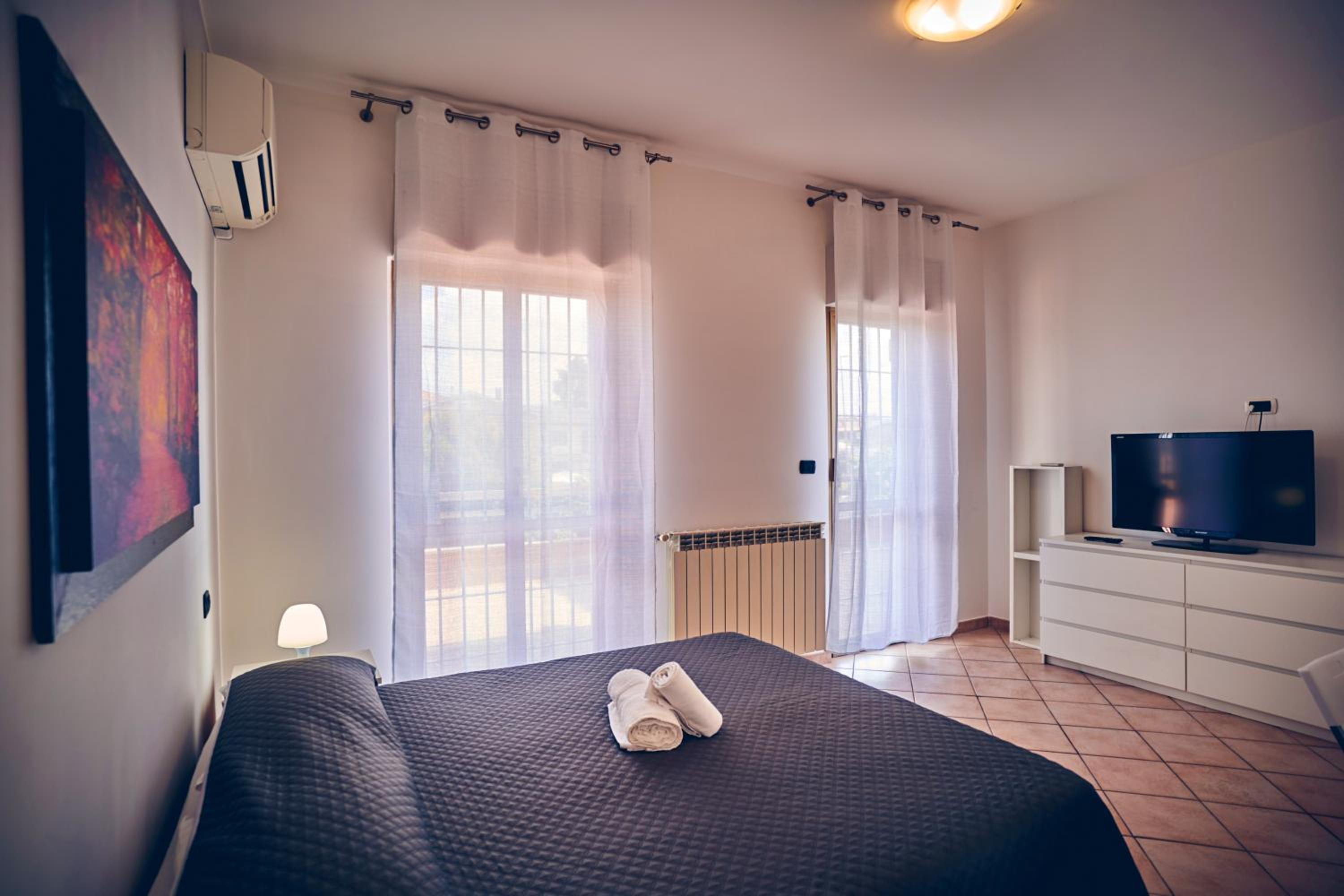 Double or Twin Room - Photo 24