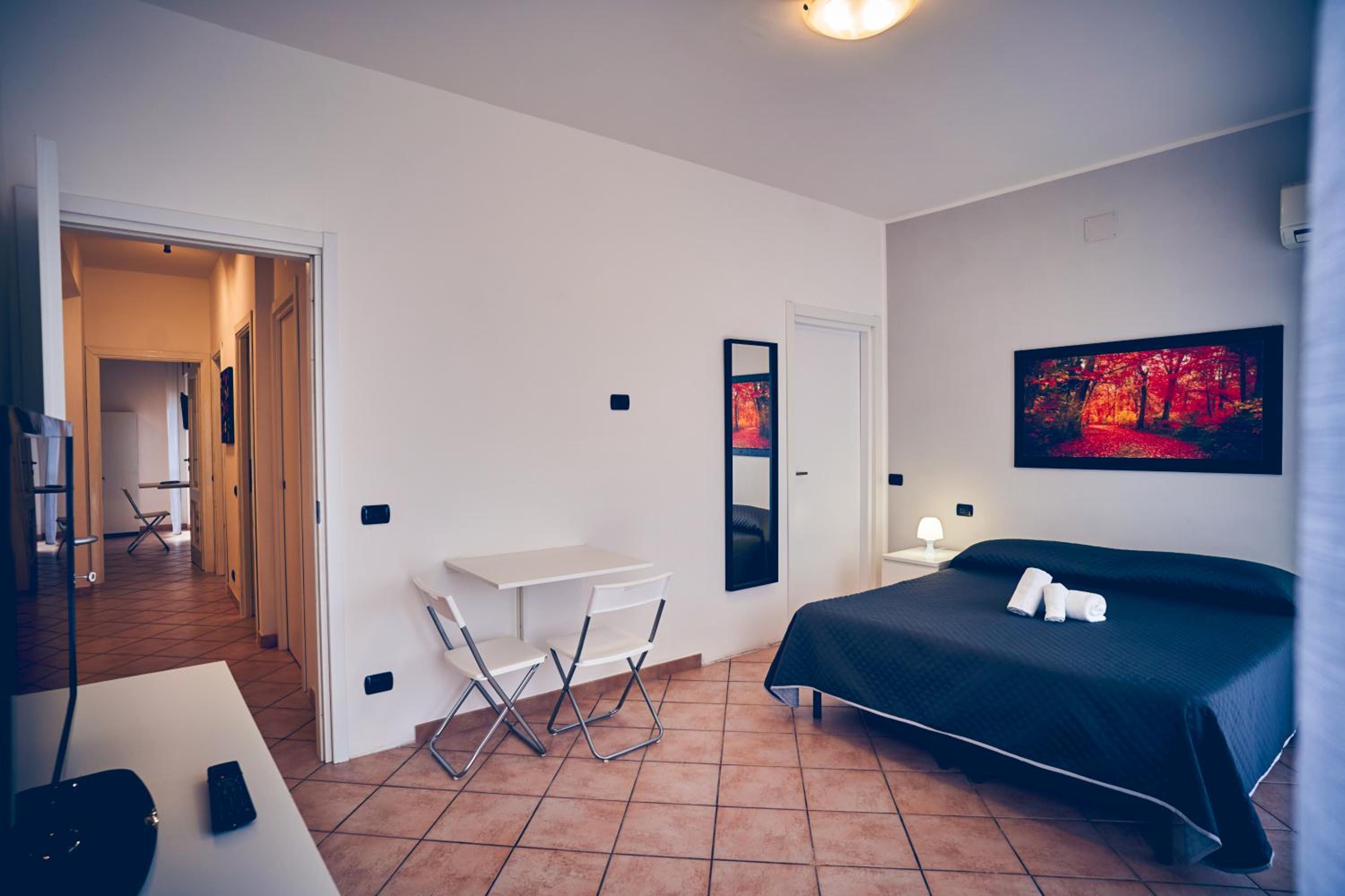 Double or Twin Room - Photo 25