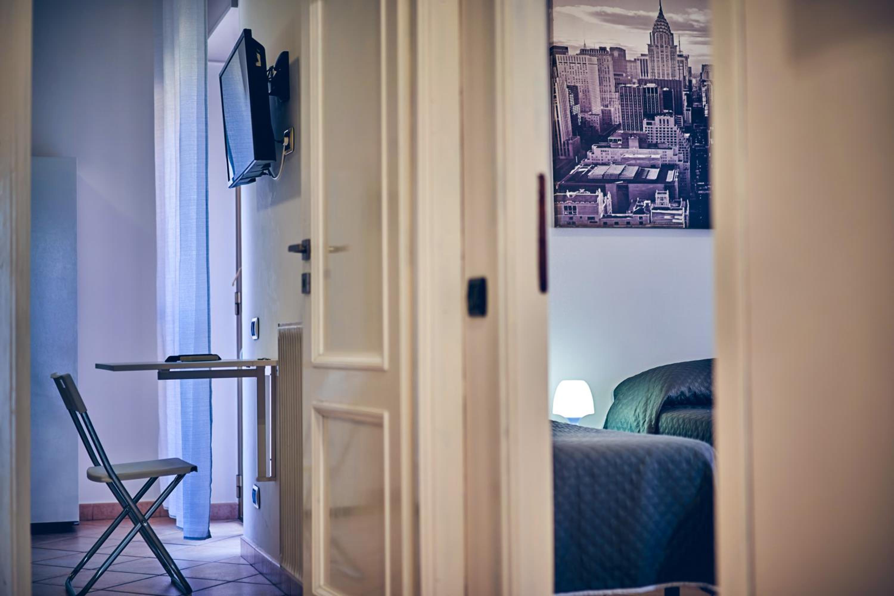 Triple Room - Photo 9