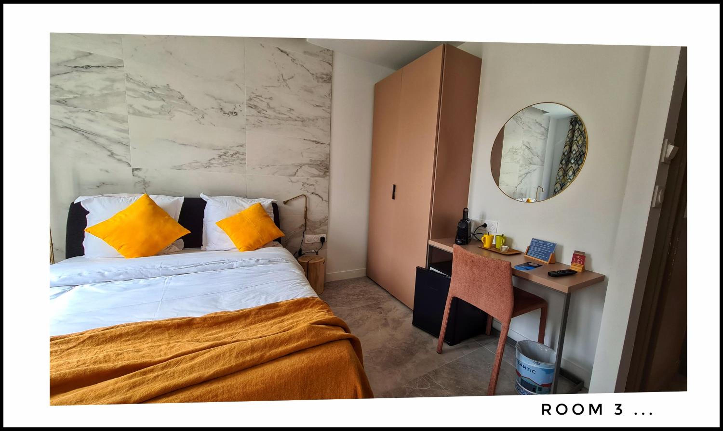 Suite with Balcony - Photo 1