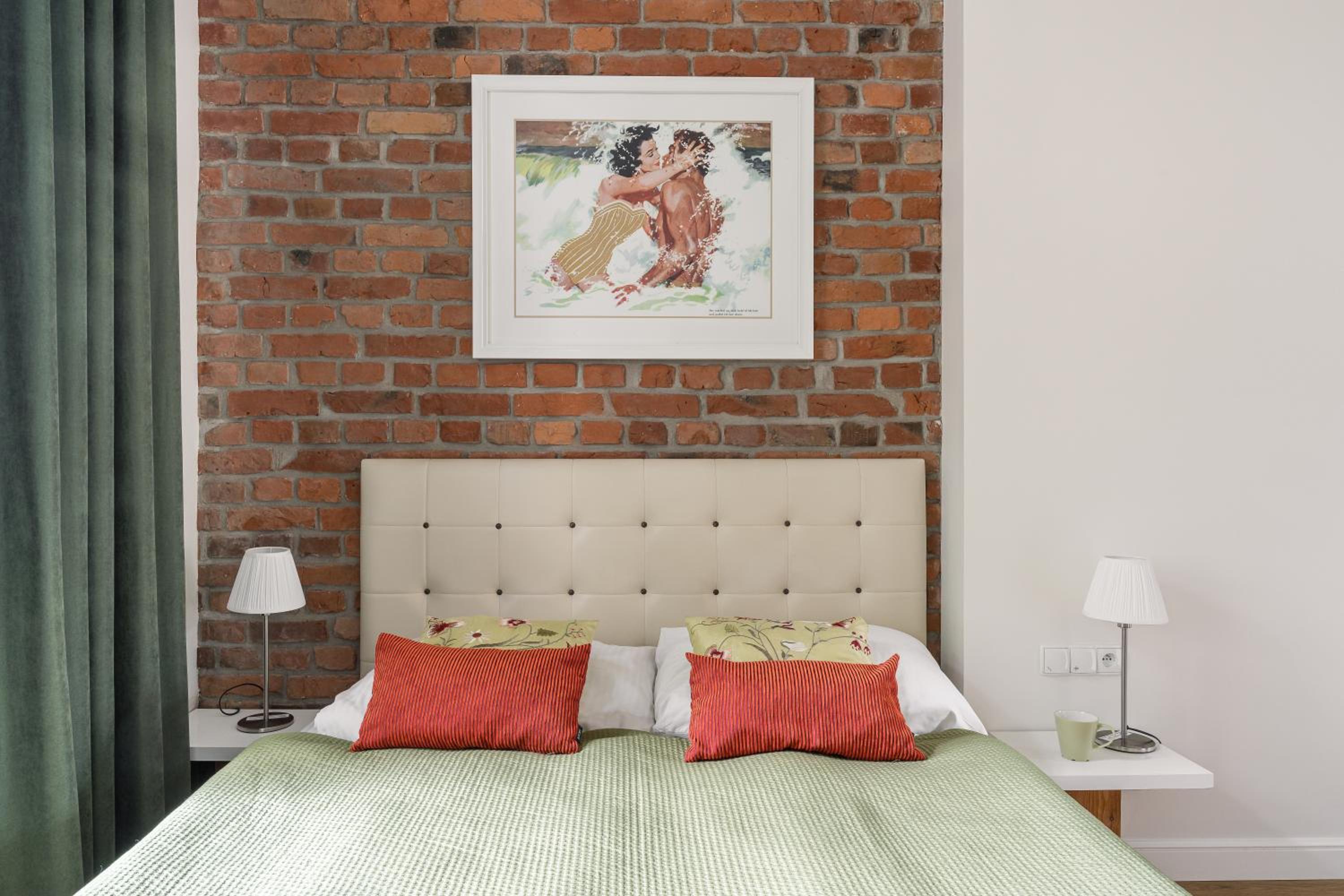 One-Bedroom Apartment - 4/1 Helska Street