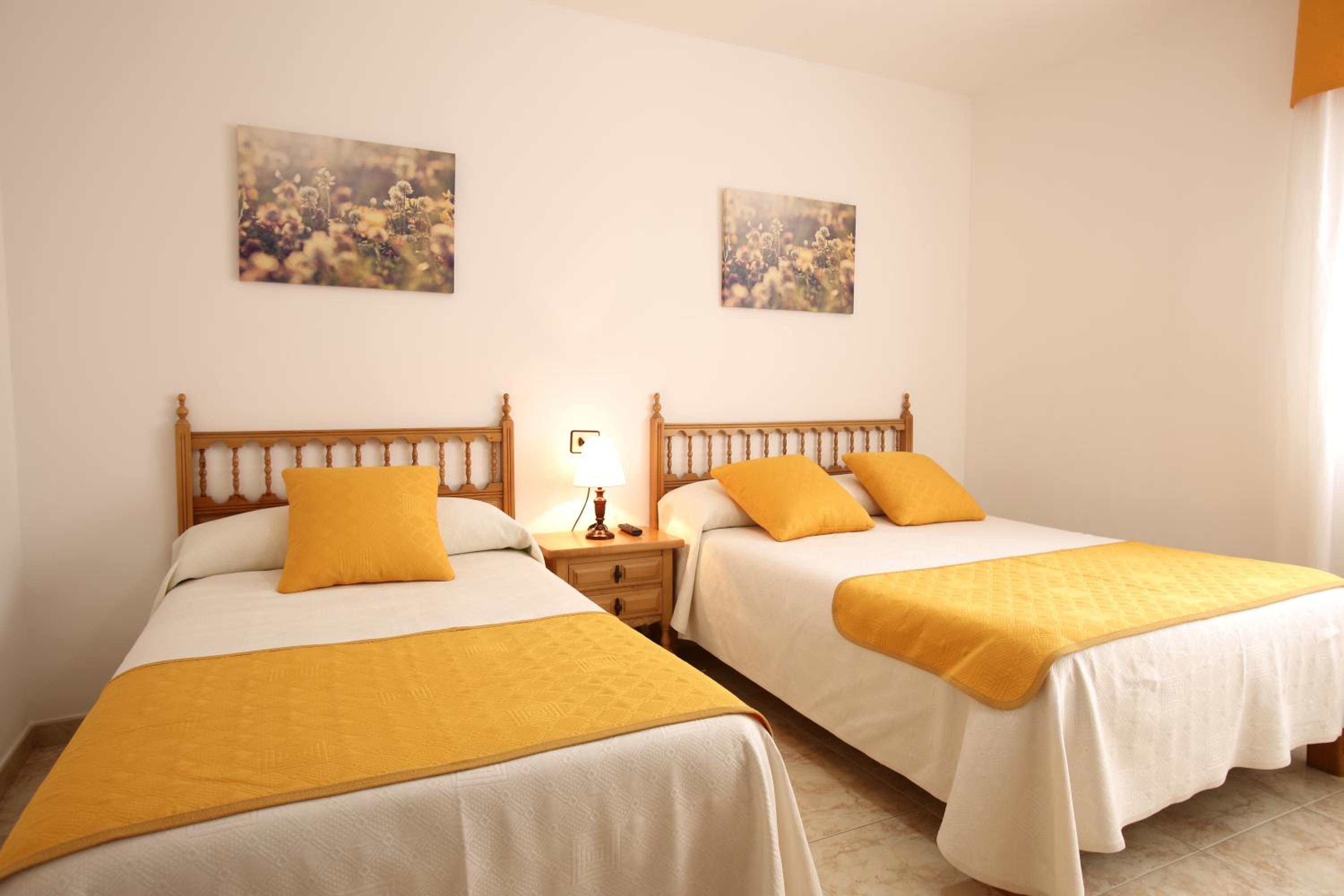 Habitación triple (2 adultos + 1 niño)