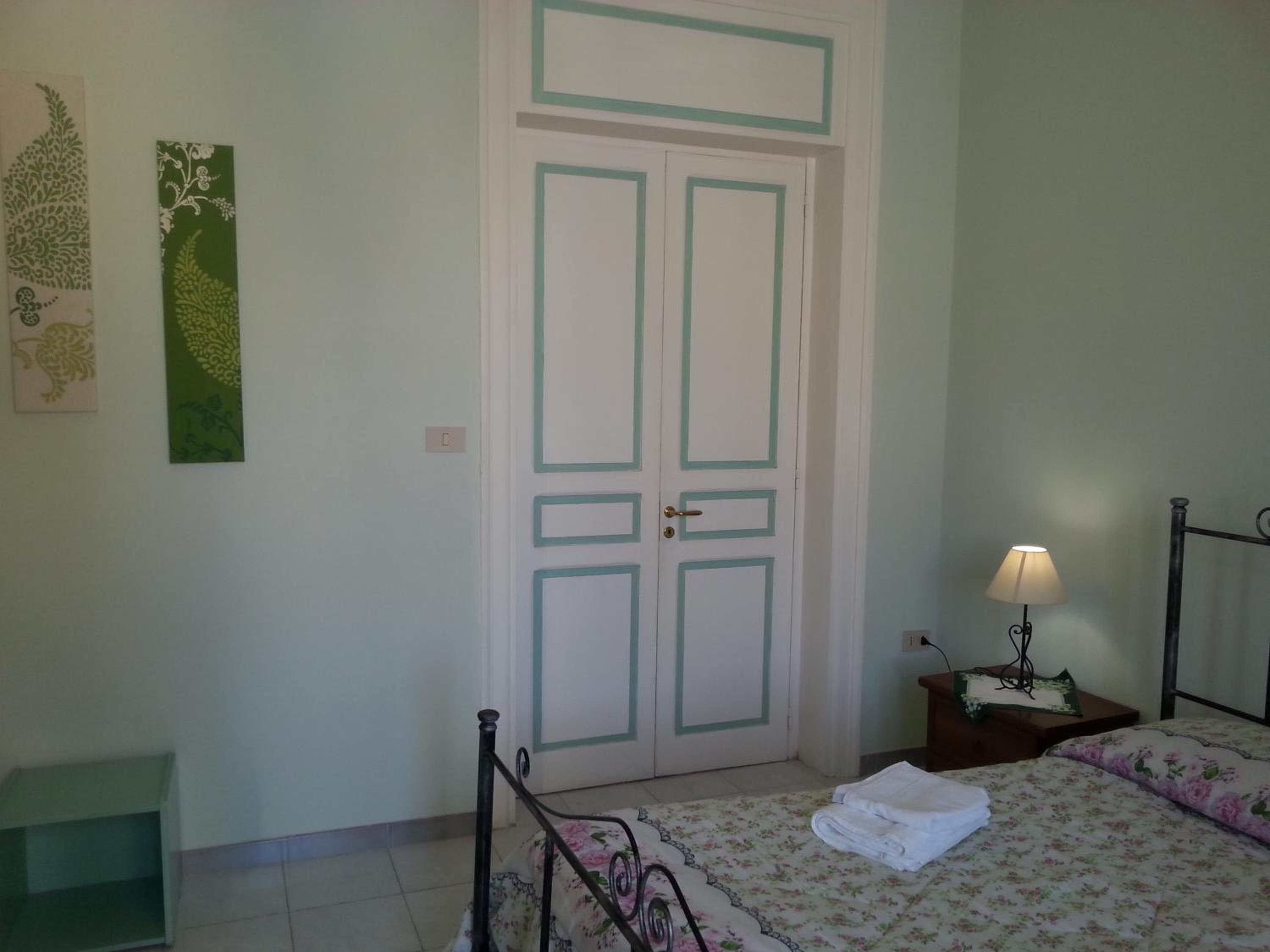Two-Bedroom Apartment with Terrace