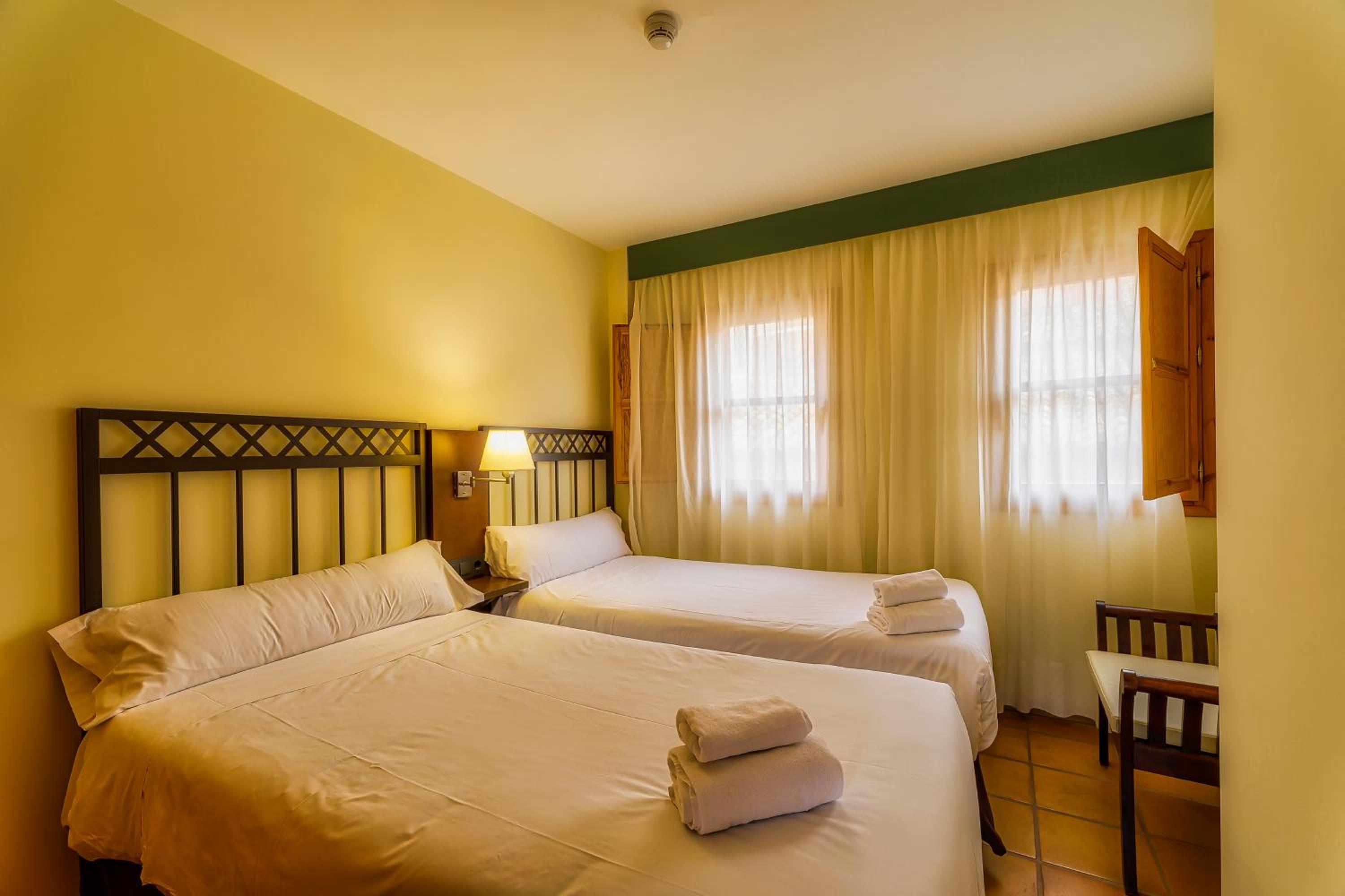 Triple Room - Photo 1
