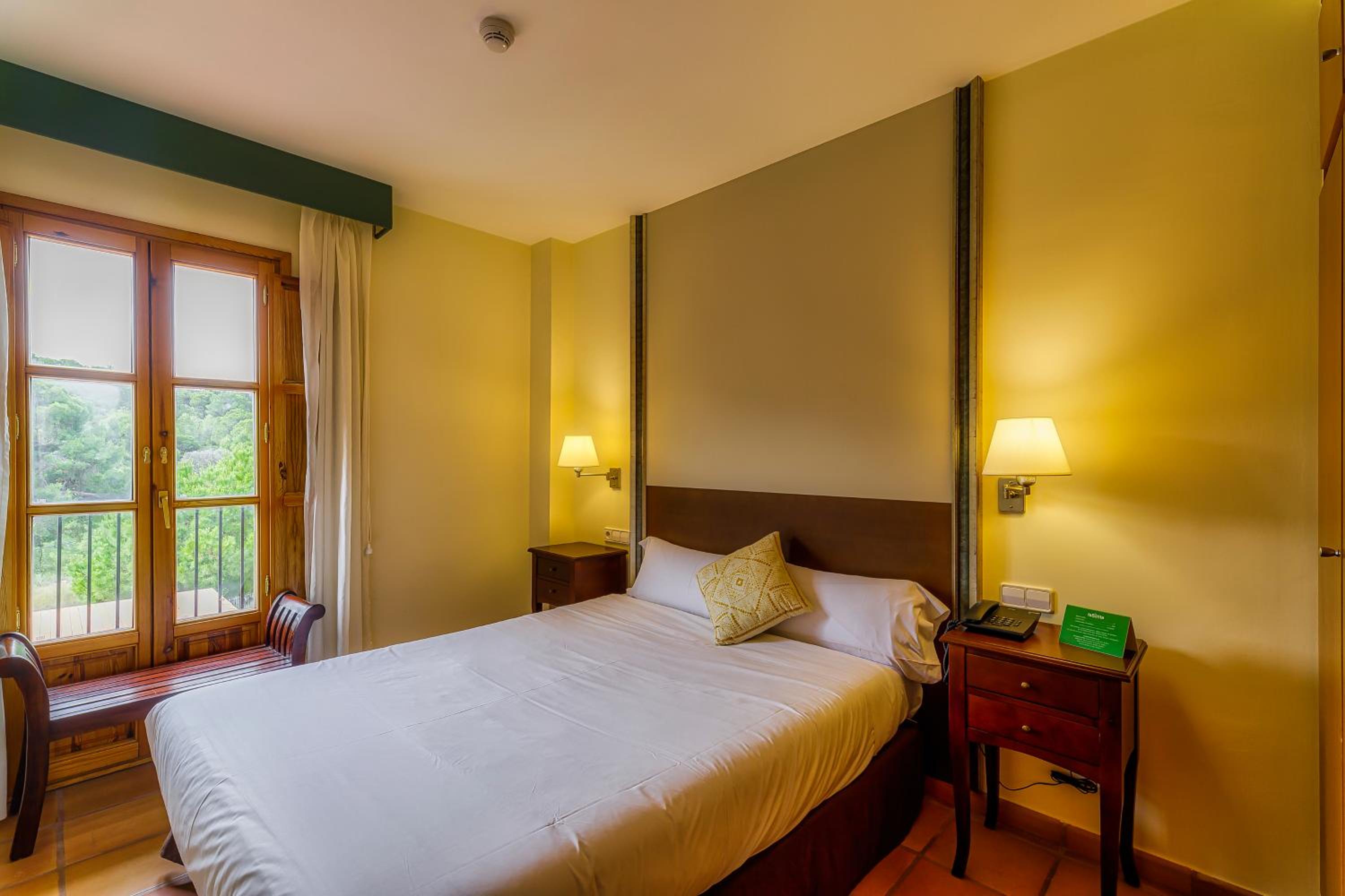 Double Room - Photo 4