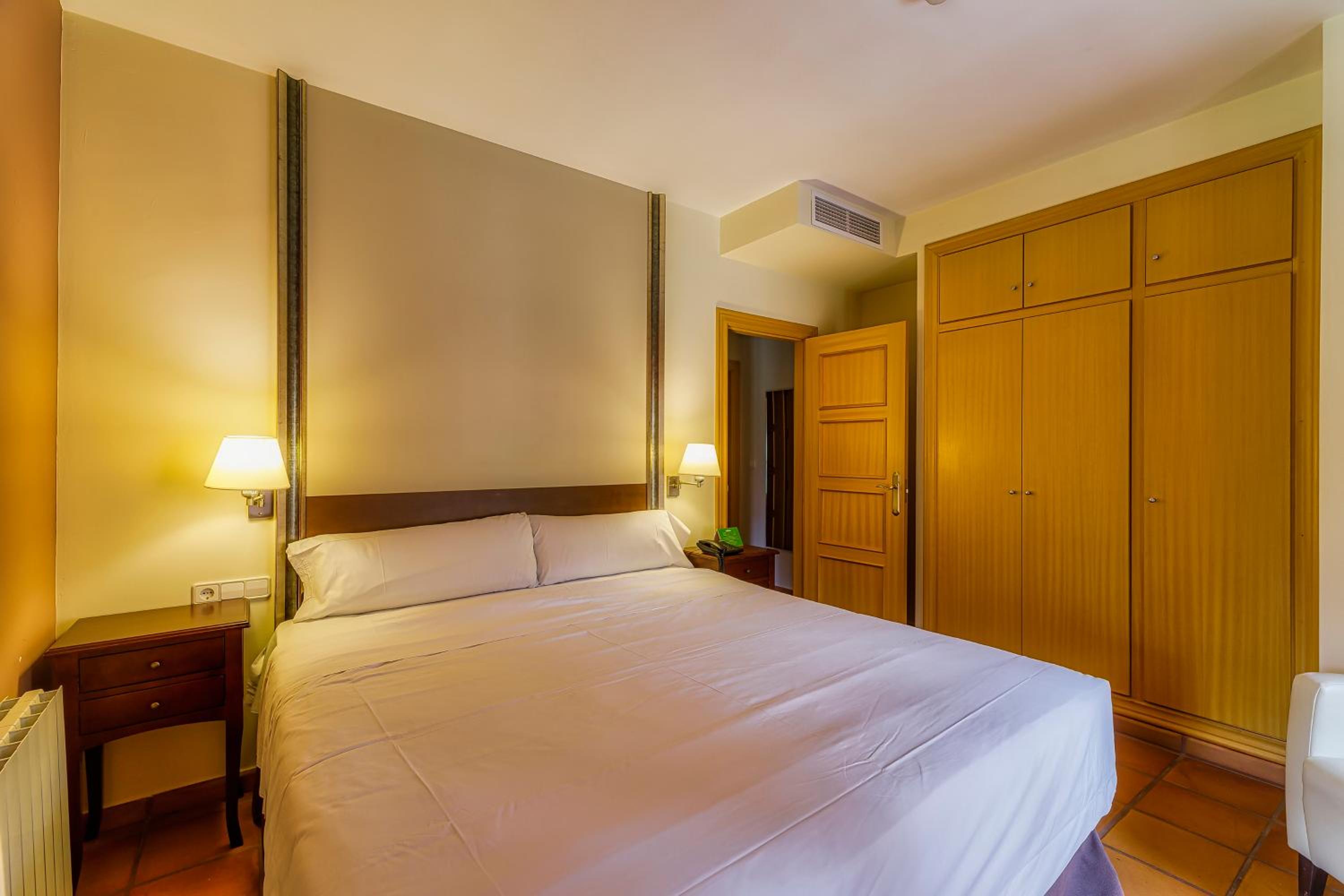 Triple Room - Photo 4