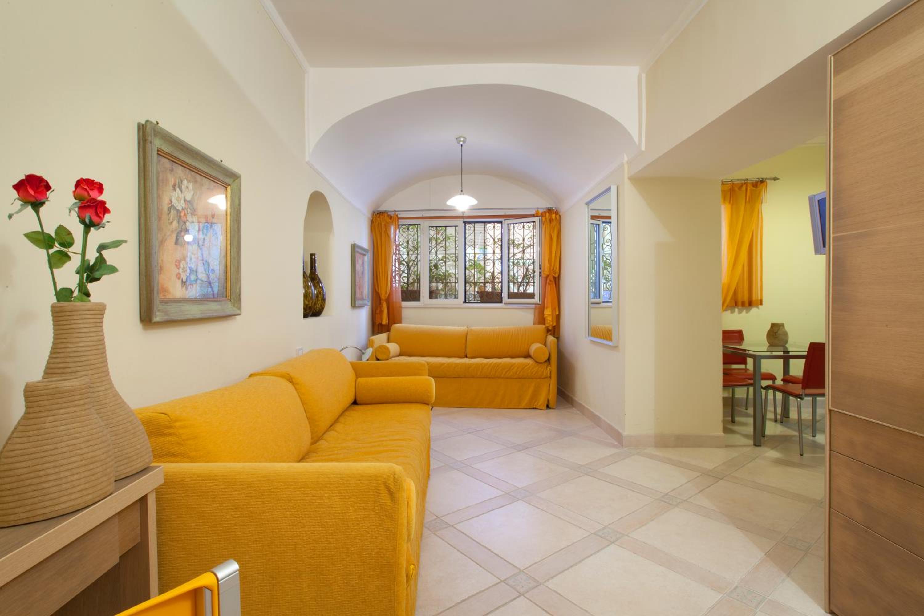 Studio (3 Adults)
