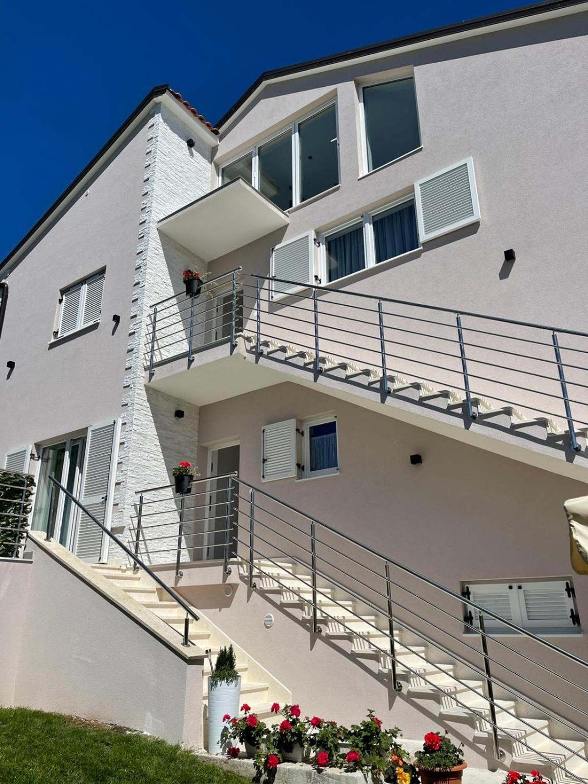 Apartment with Sea View photo 1