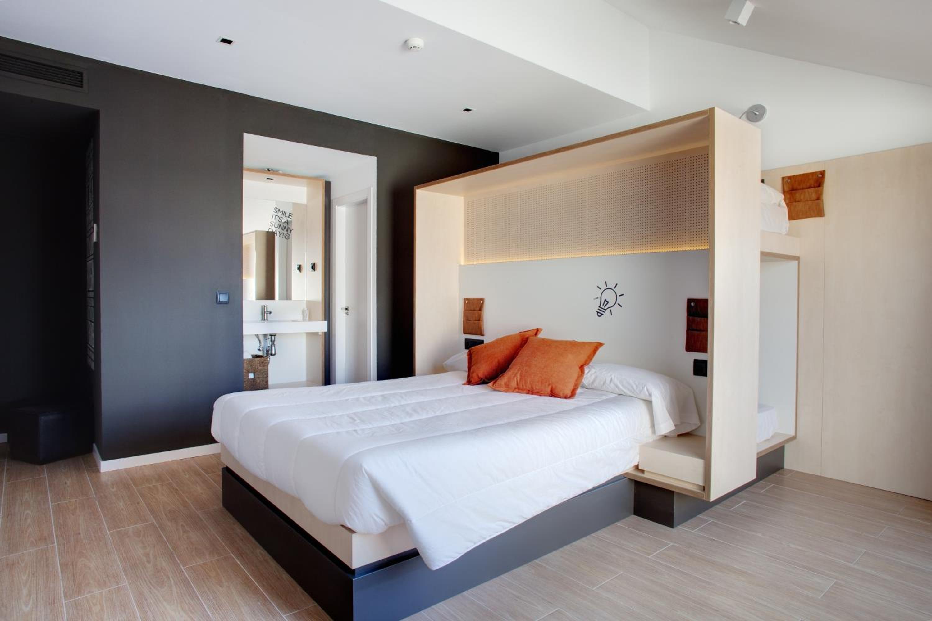 Quadruple Room photo 2