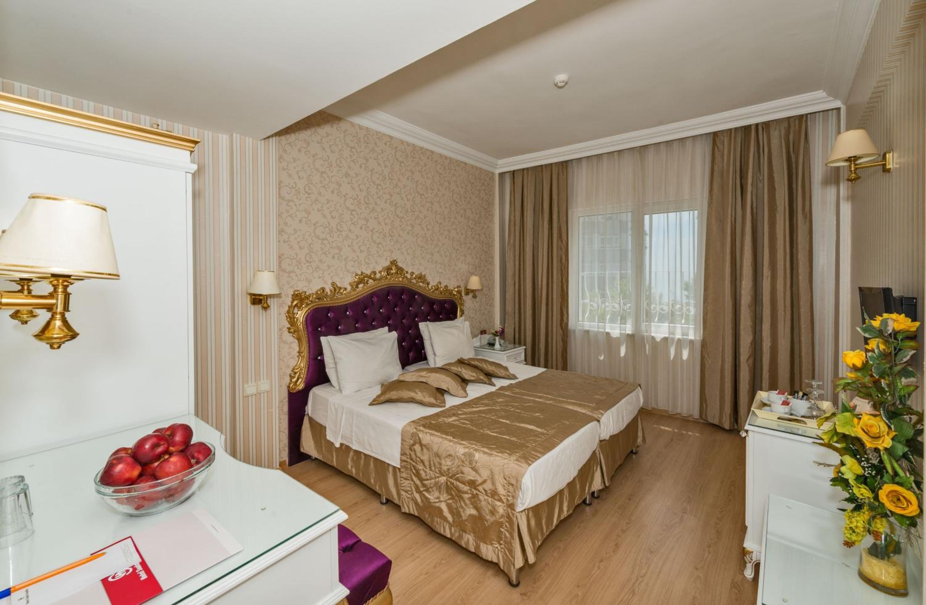 Standard Double Room photo 2