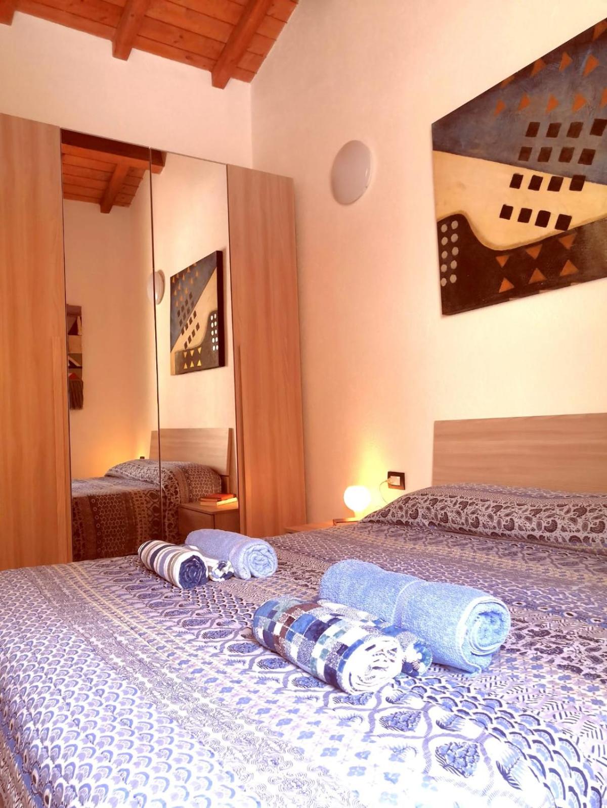 One-Bedroom House - Photo 19