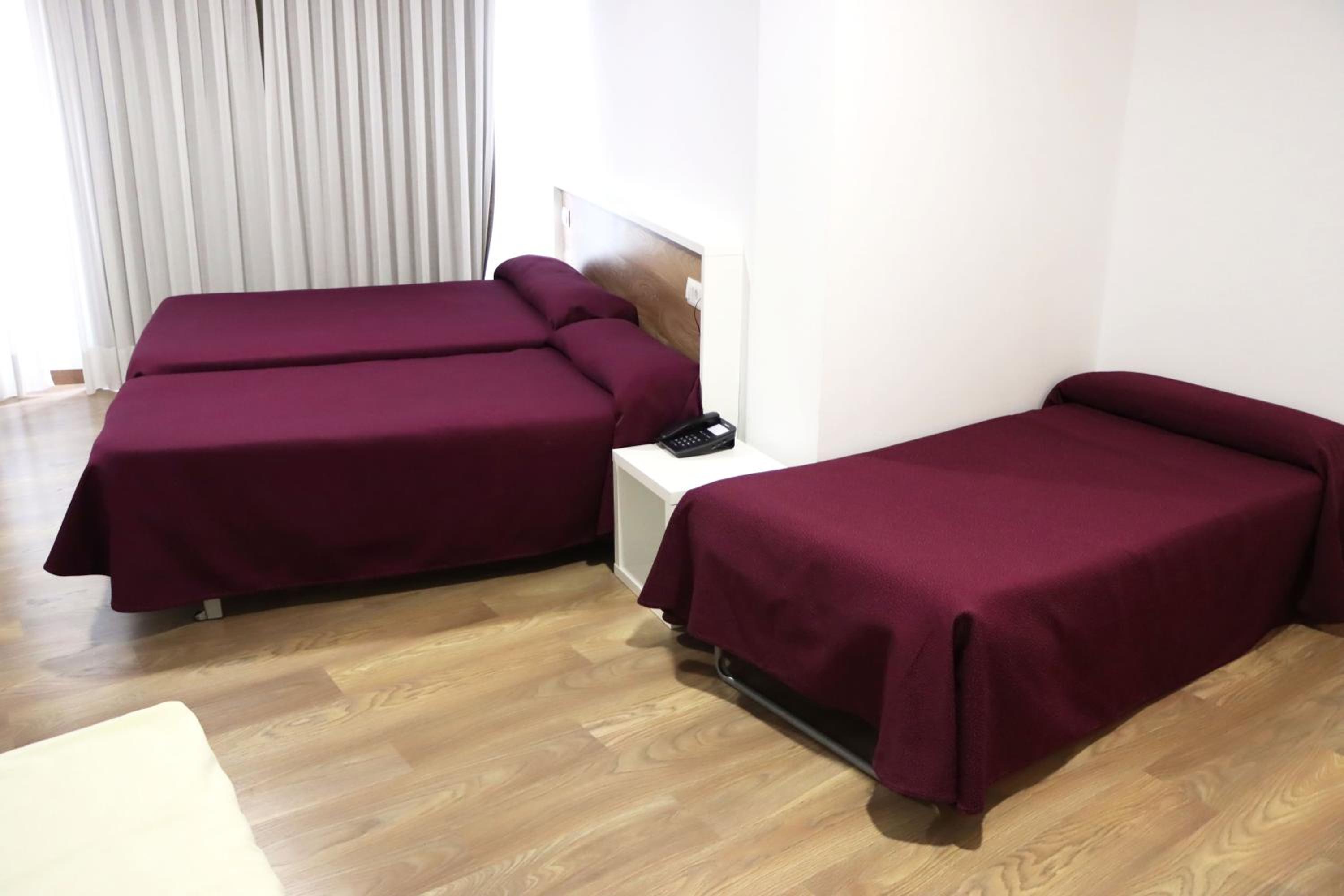 Habitación Doble con Cama Supletoria