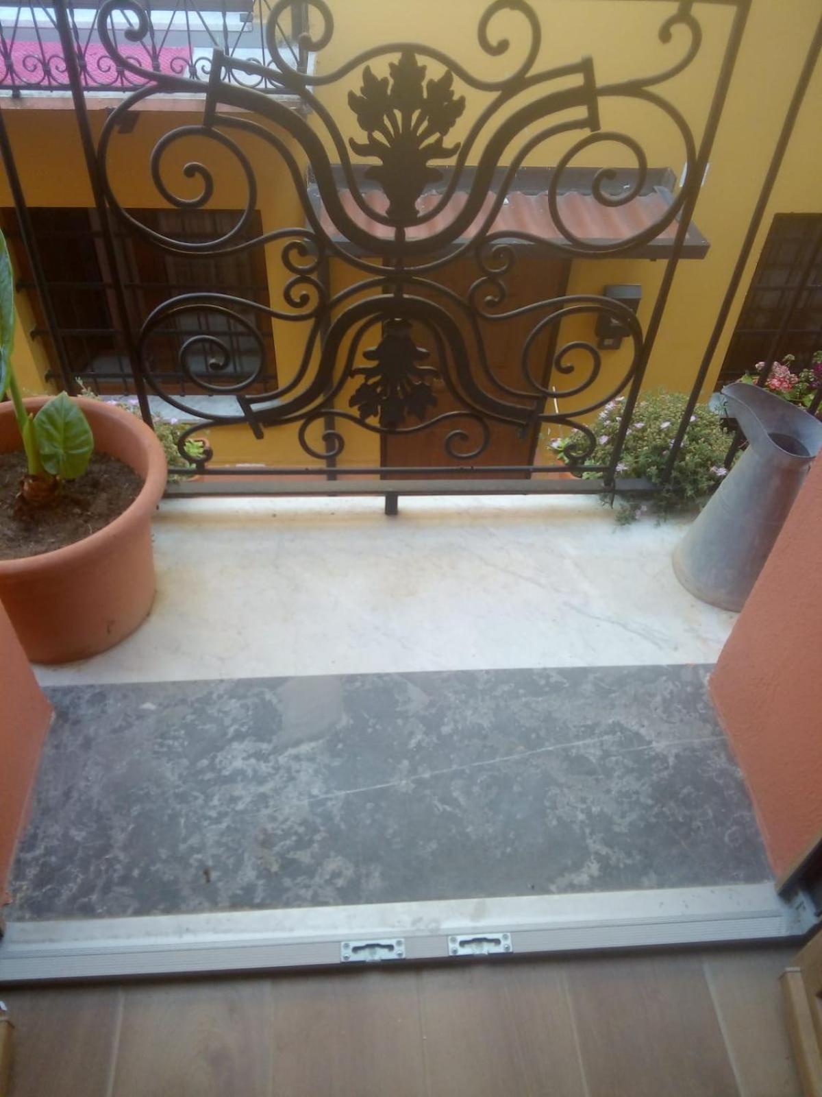 Apartment with Balcony - Photo 6