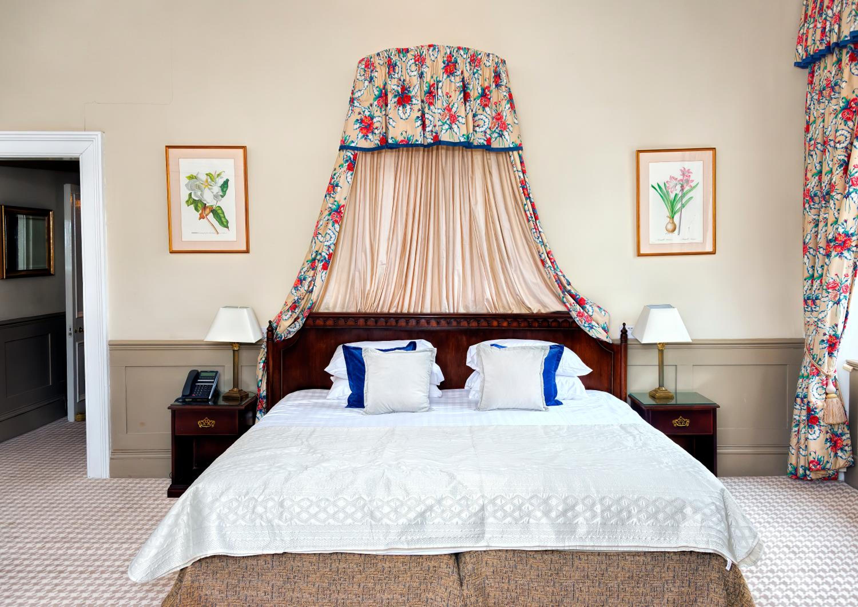 Suite - Photo 3