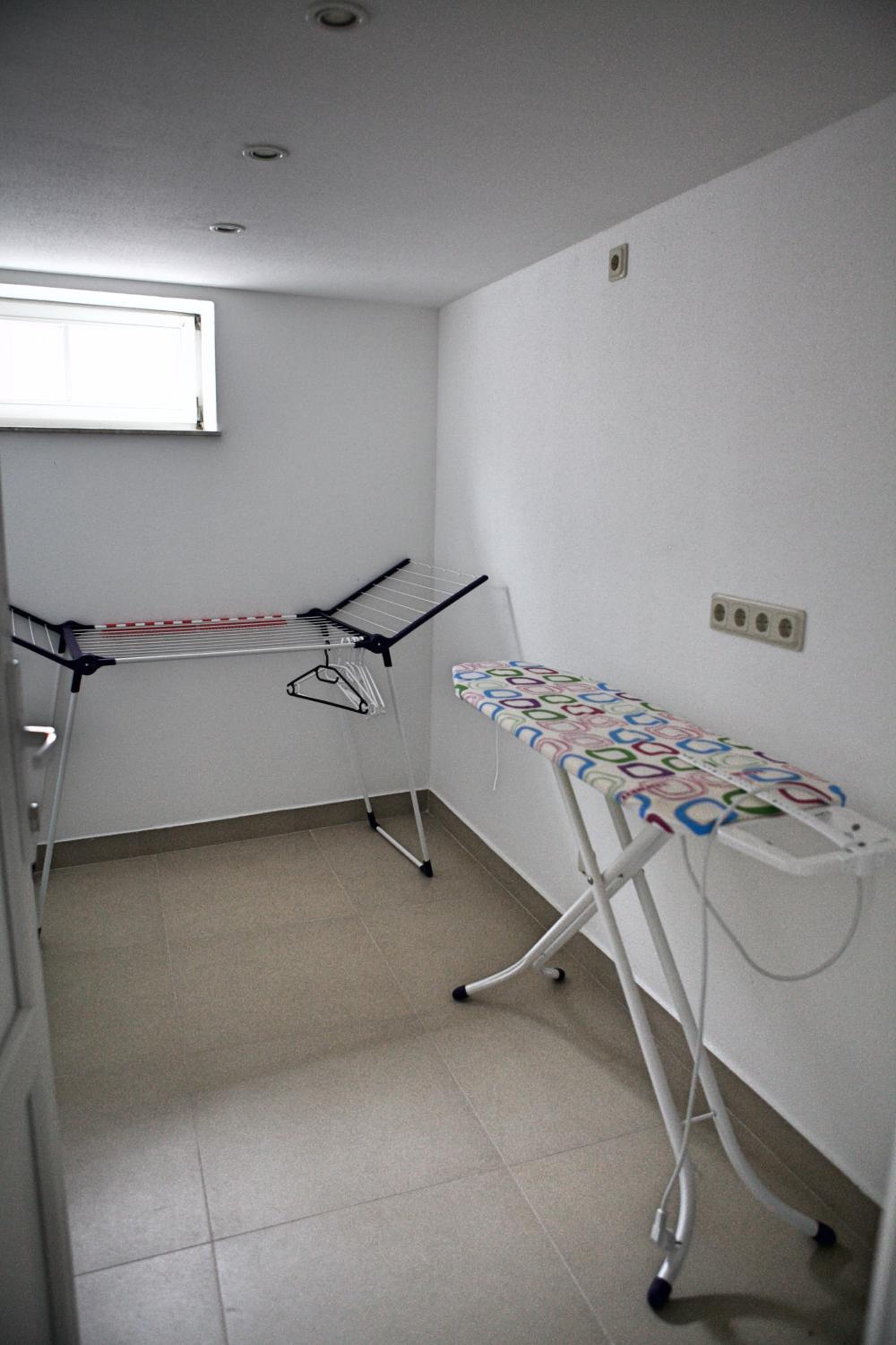 Three-Bedroom House - Photo 9