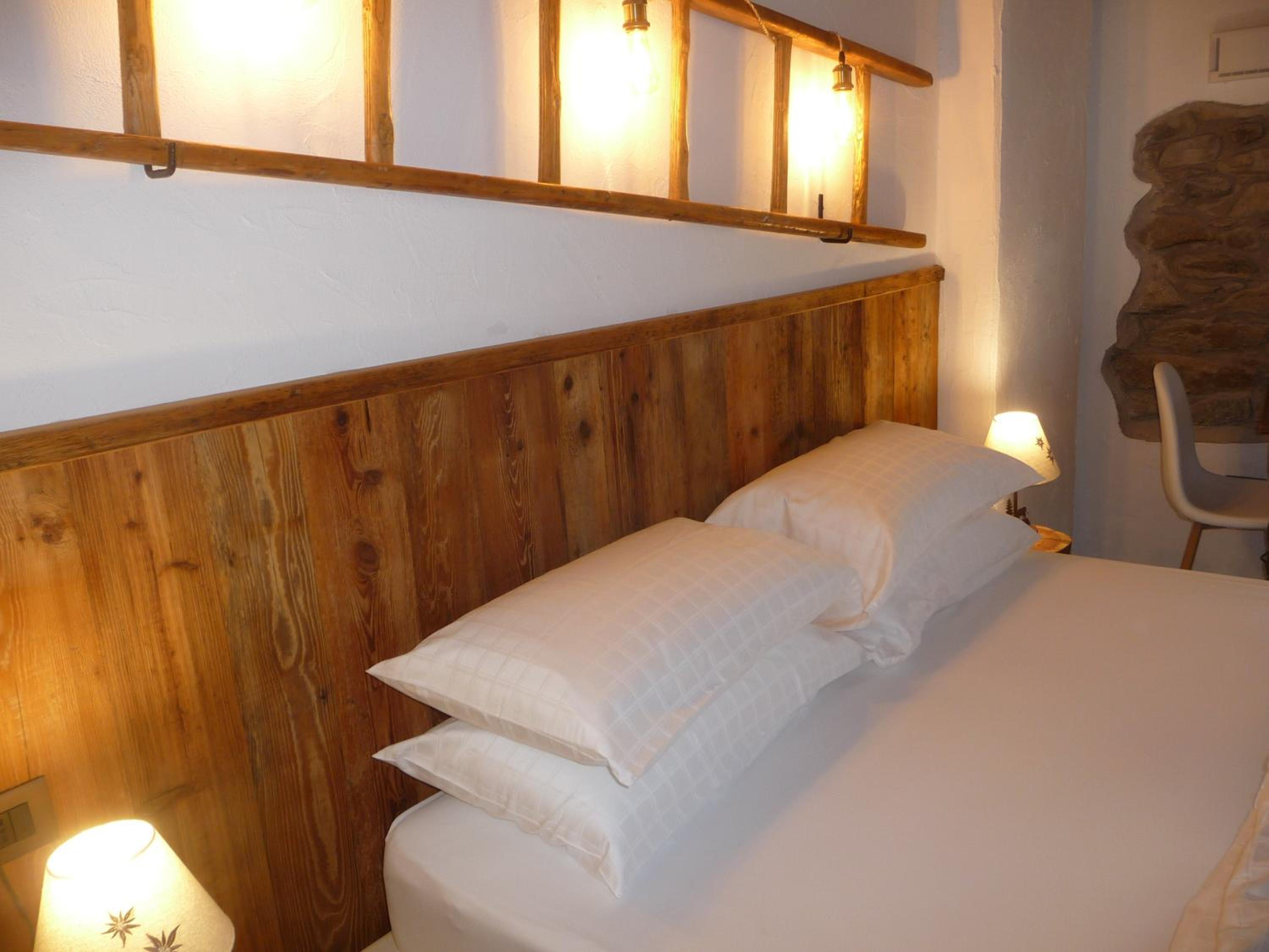 Double Or Twin Room With Mountain View