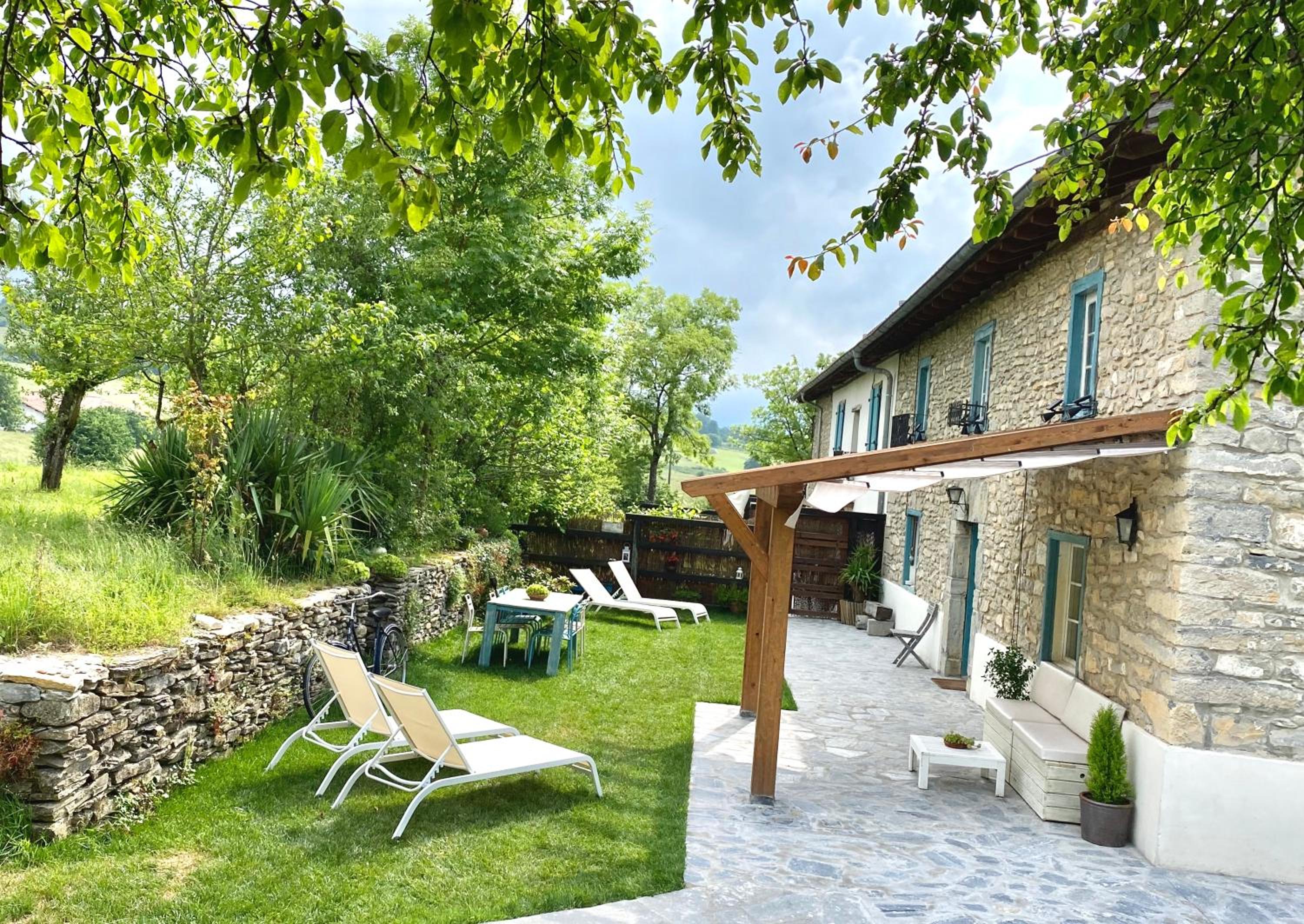 Villa photo 3