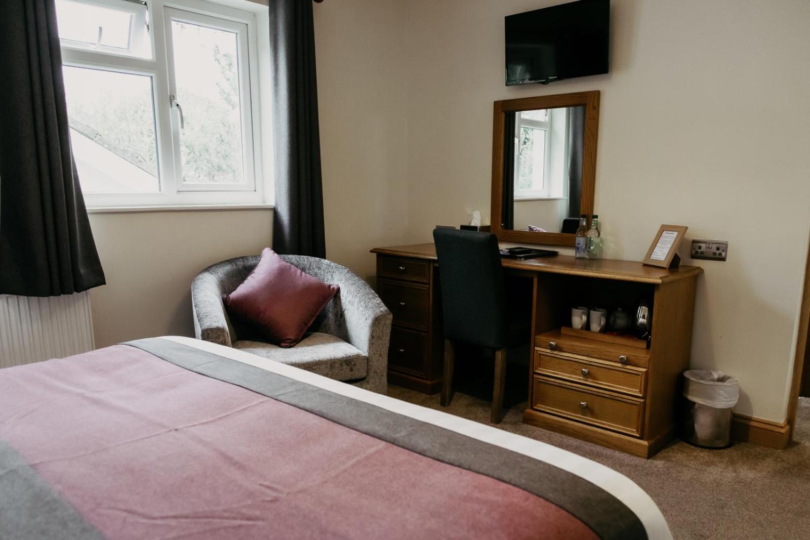 Double Room - Photo 14