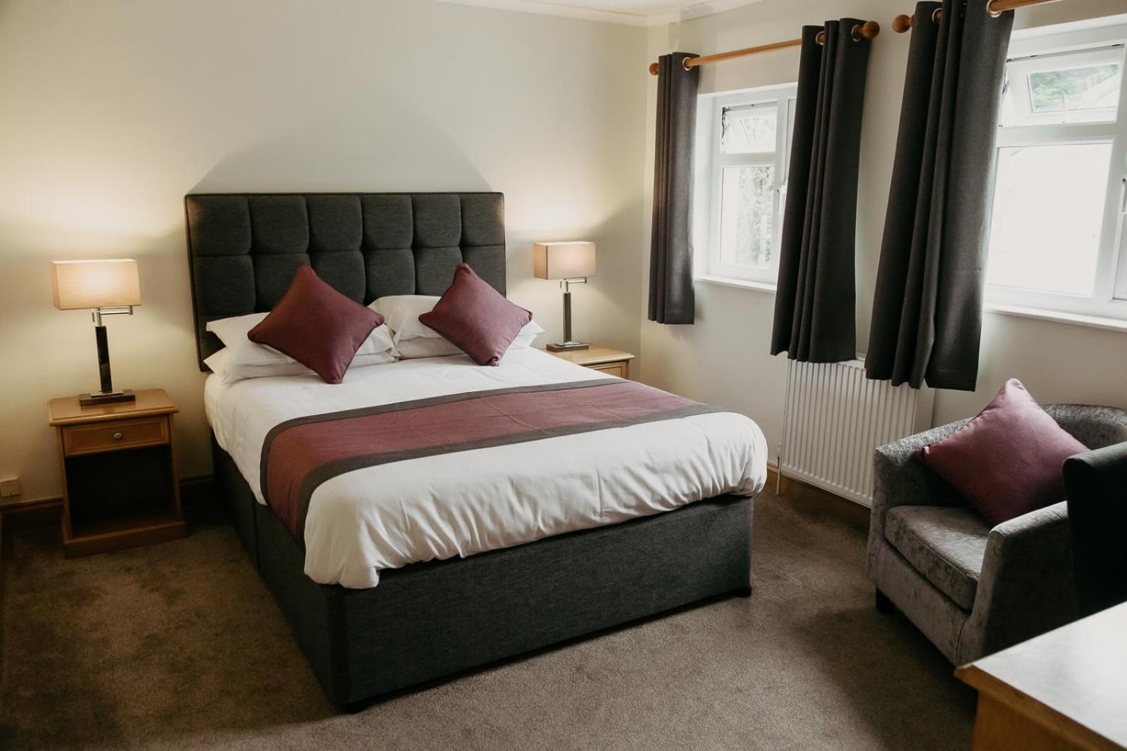 Double Room - Photo 9