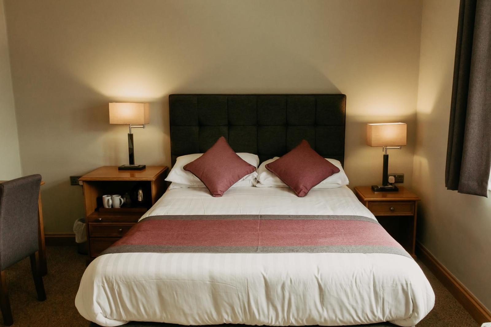 Double Room - Photo 12