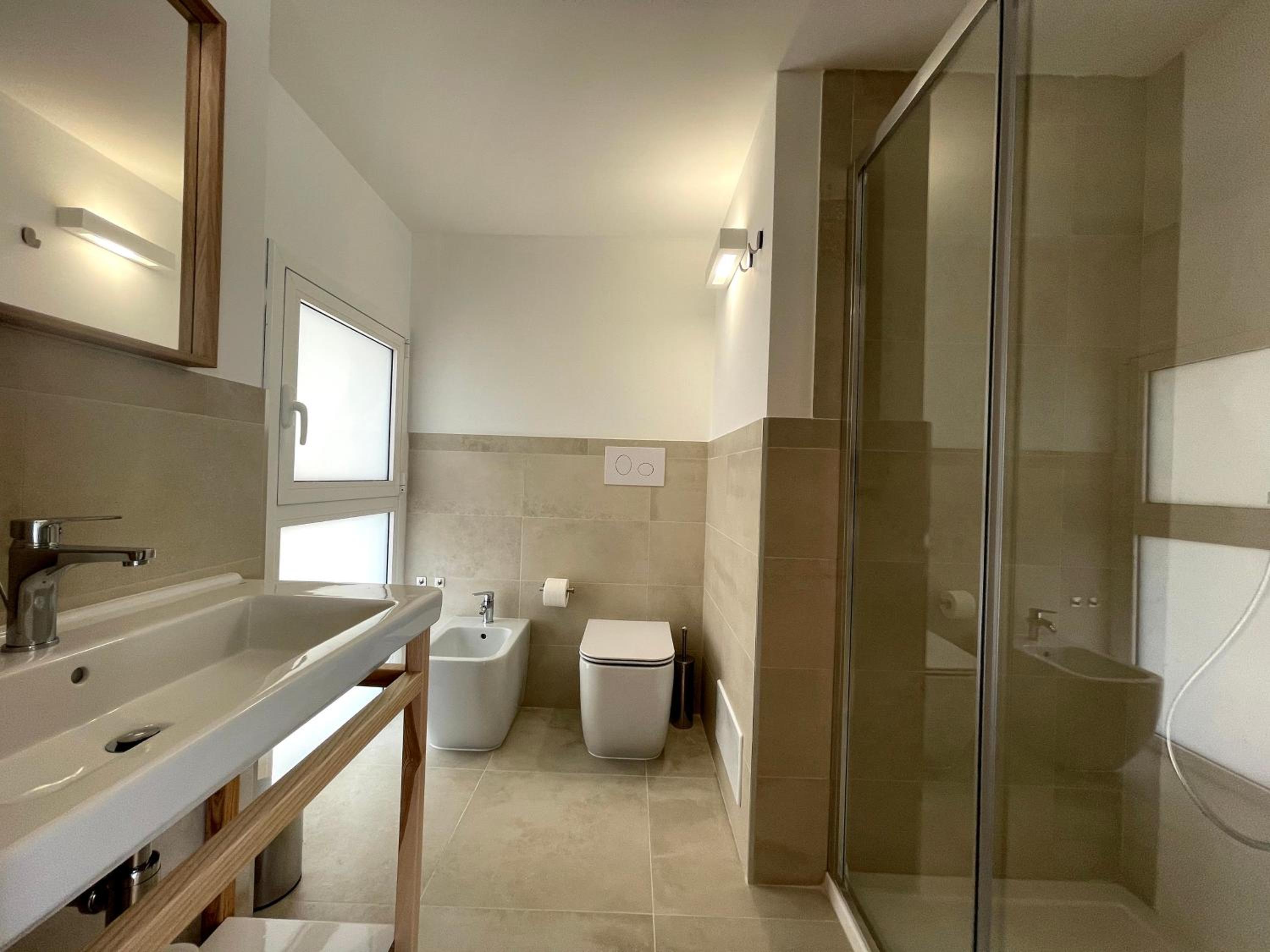 Two-Bedroom House - Photo 3