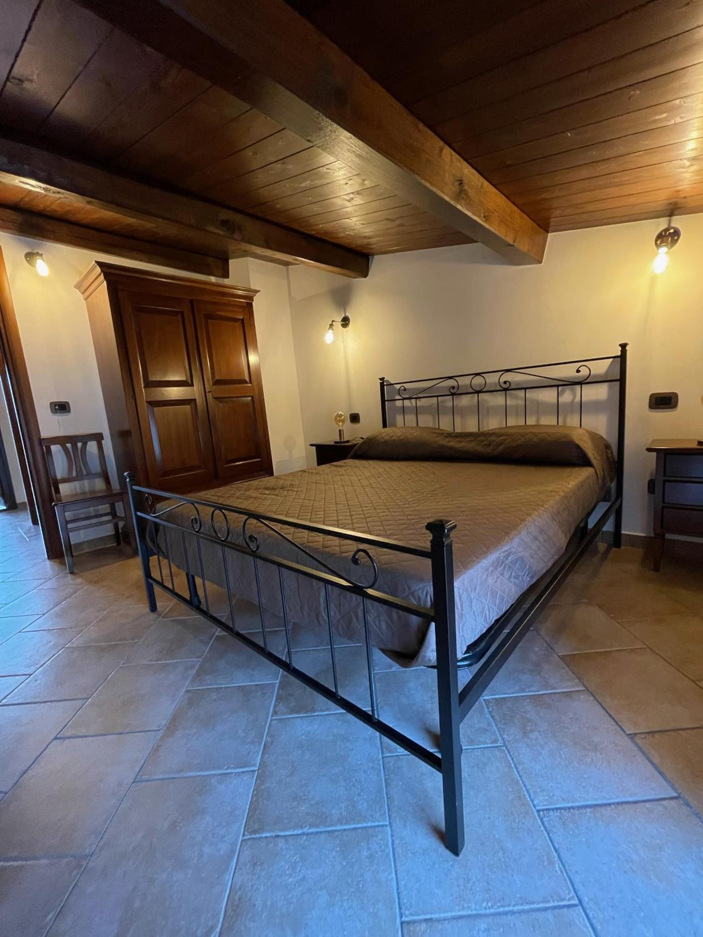 Deluxe Double Room - Photo 4