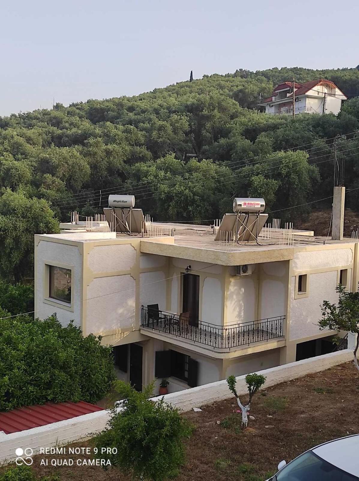 Deluxe Double Room with Balcony - Photo 47
