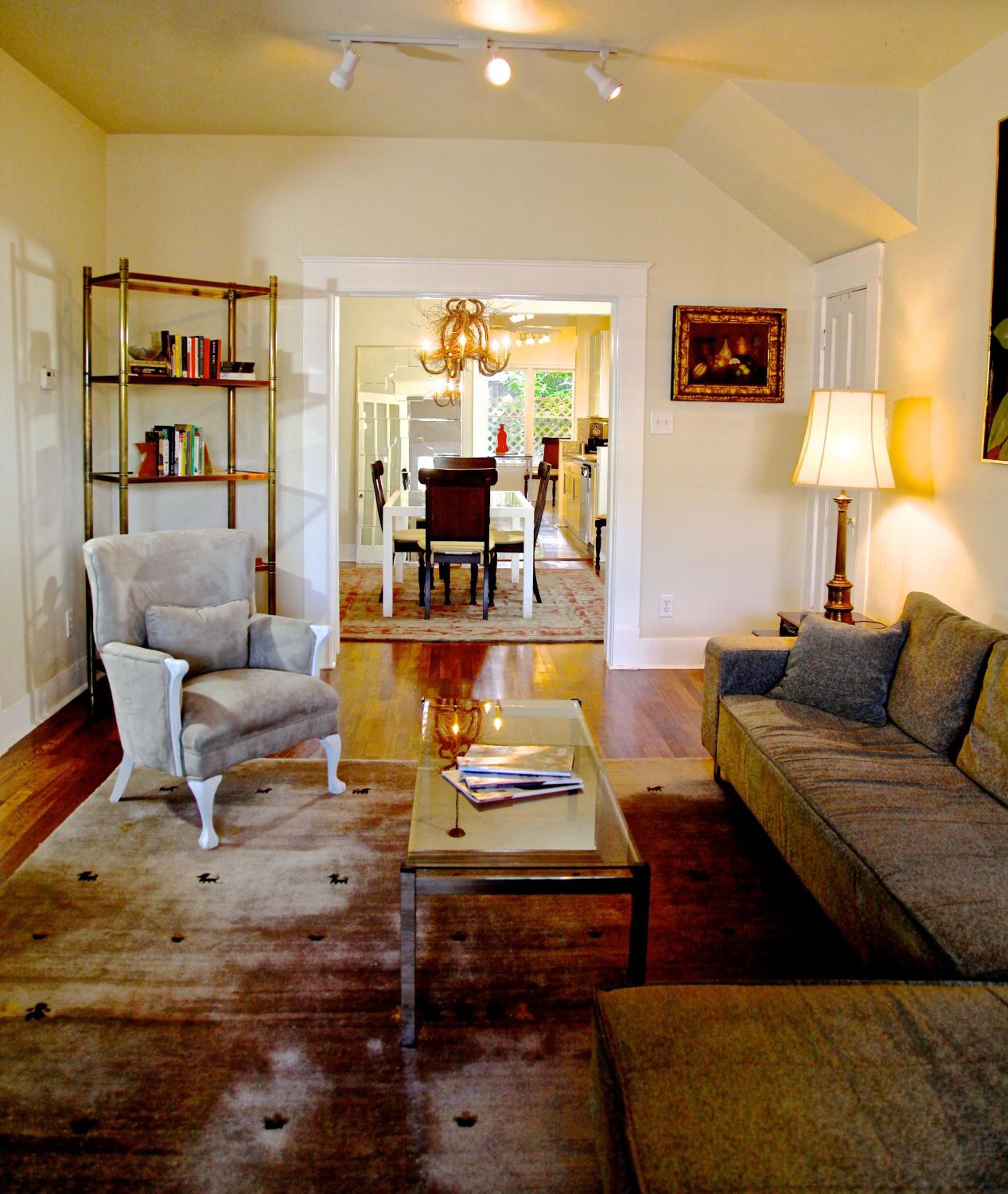 Two-Bedroom Apartment - Photo 1