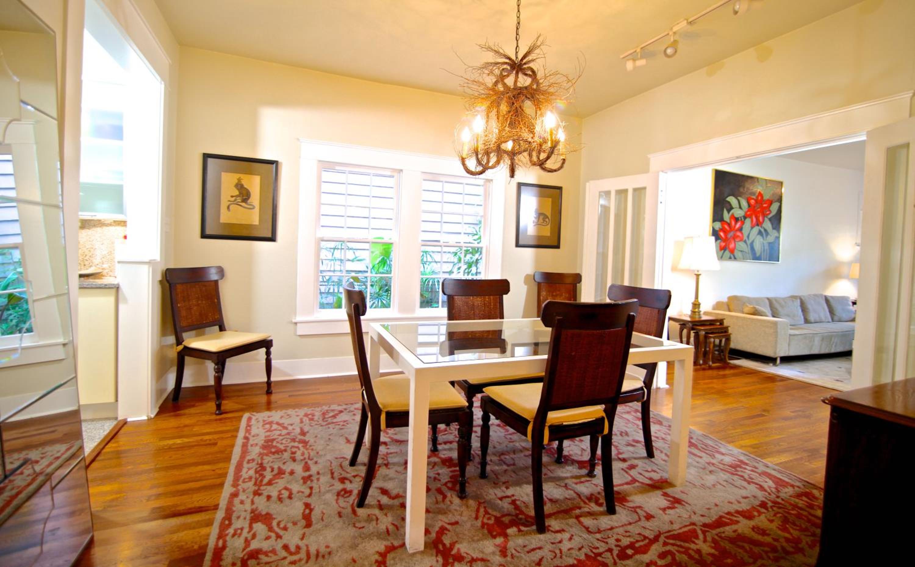 Two-Bedroom Apartment - Photo 11