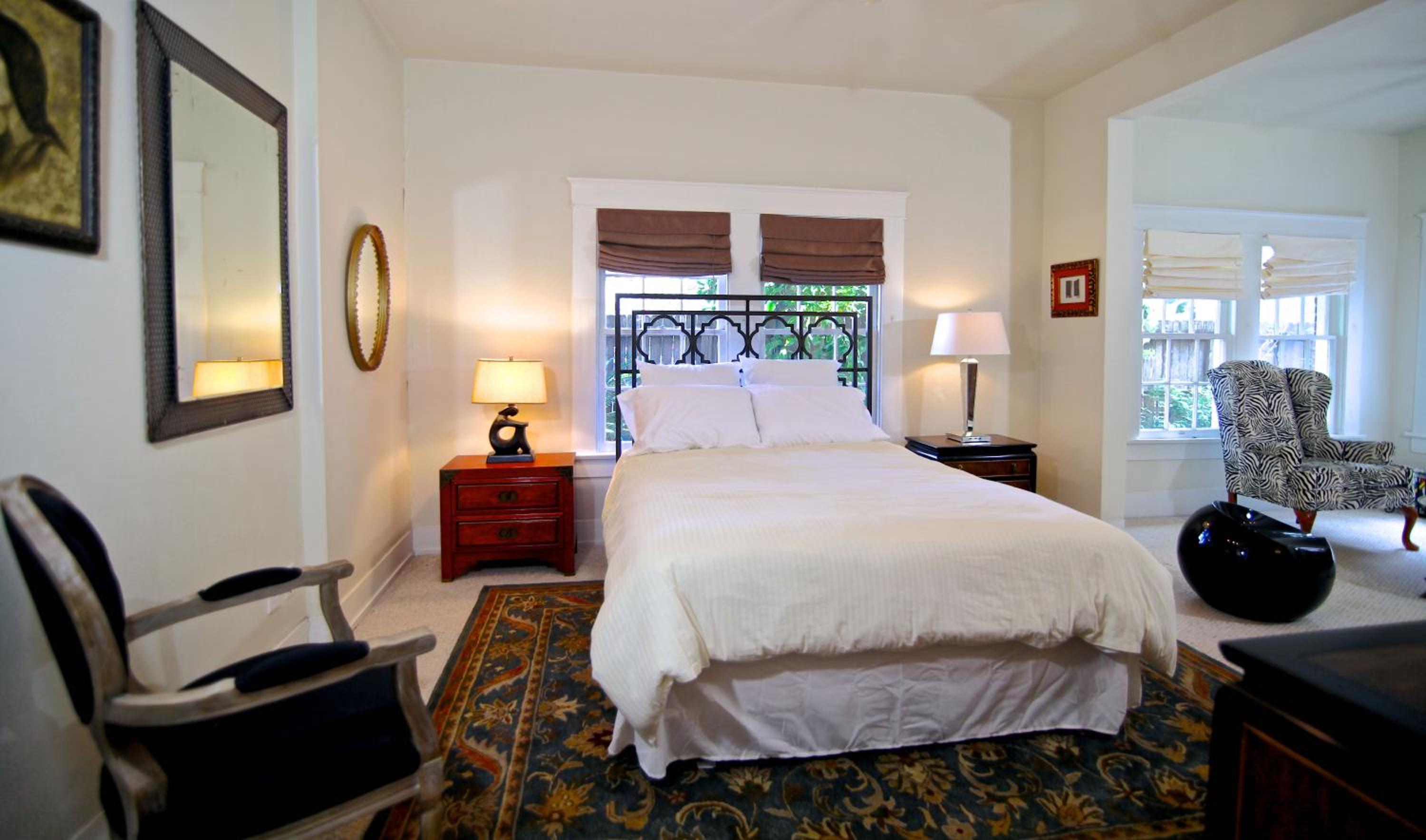 Two-Bedroom Apartment - Photo 15