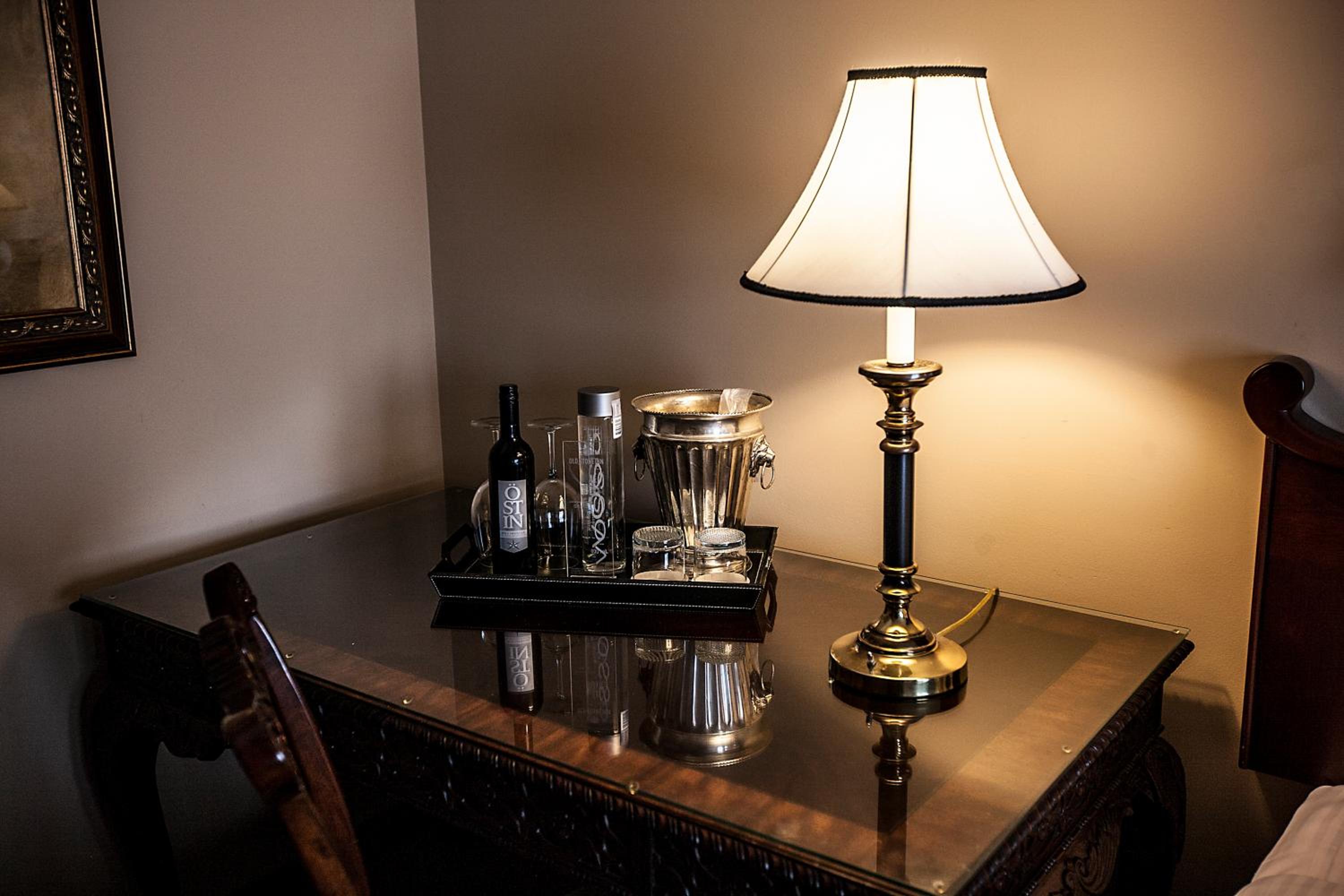 King Suite with Spa Bath and Sofa Bed - Photo 8