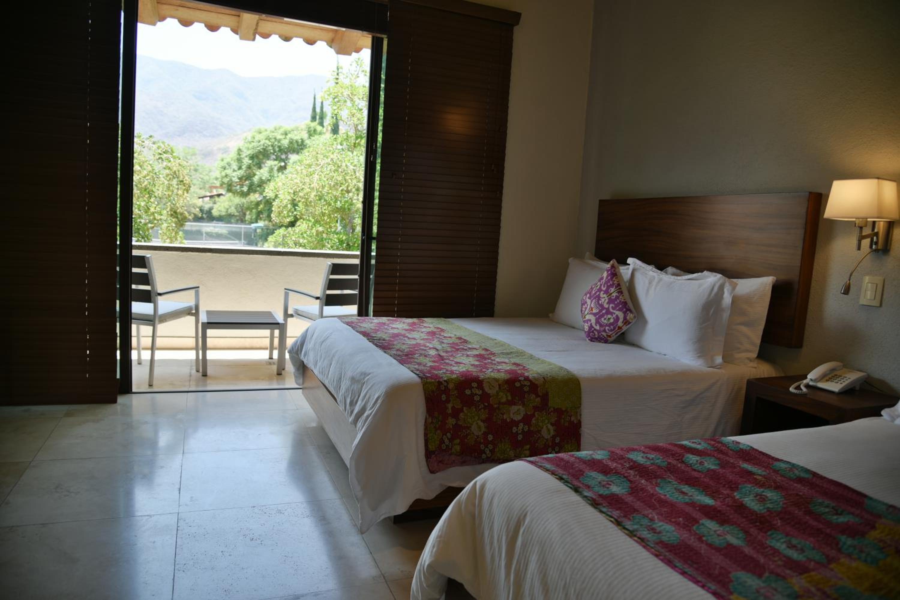 Chambre Double - Vue sur Montagne