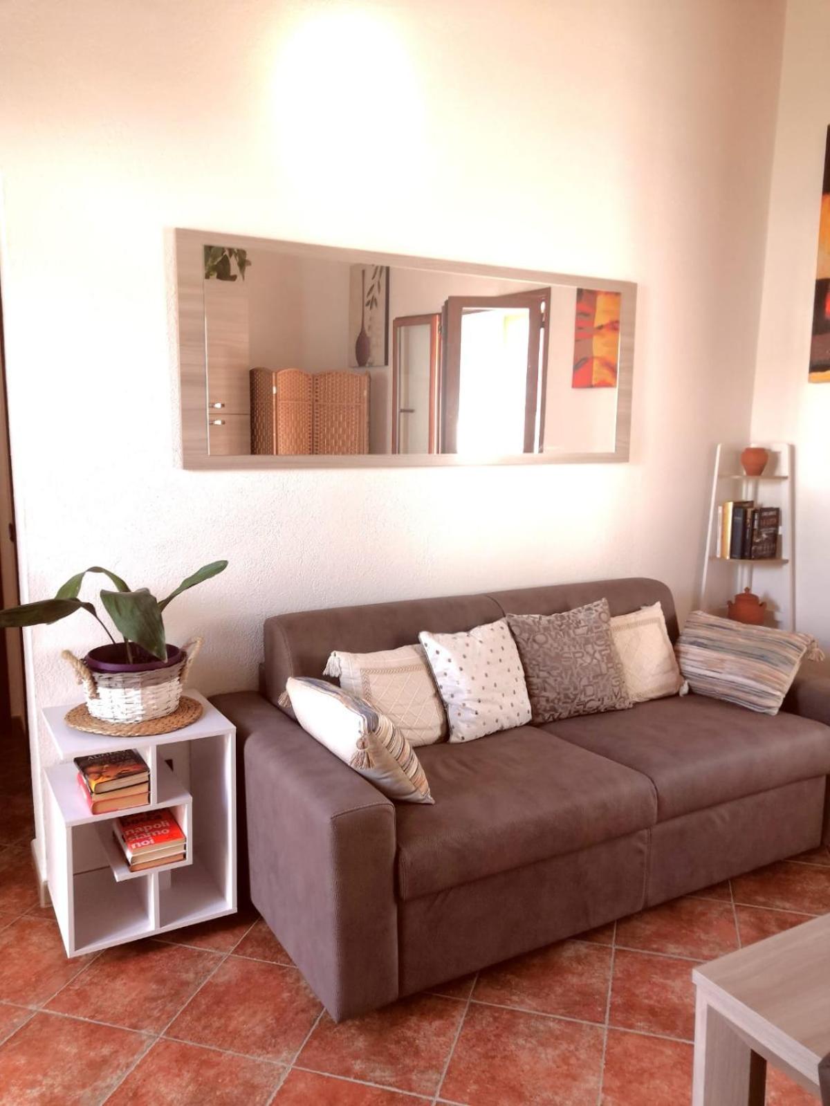 One-Bedroom House - Photo 17