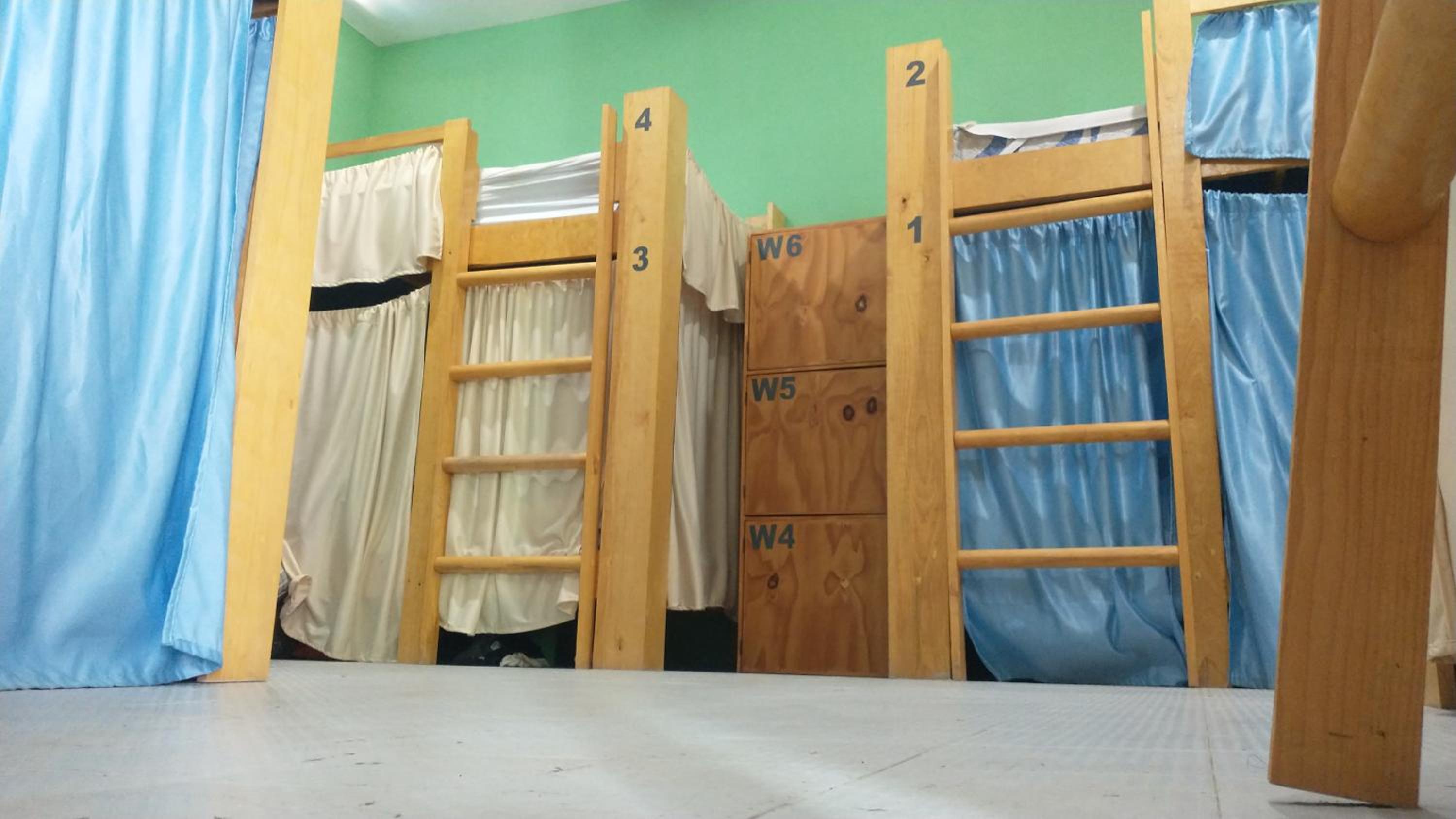 Single Bed In Mixed Dormitory Room photo 2