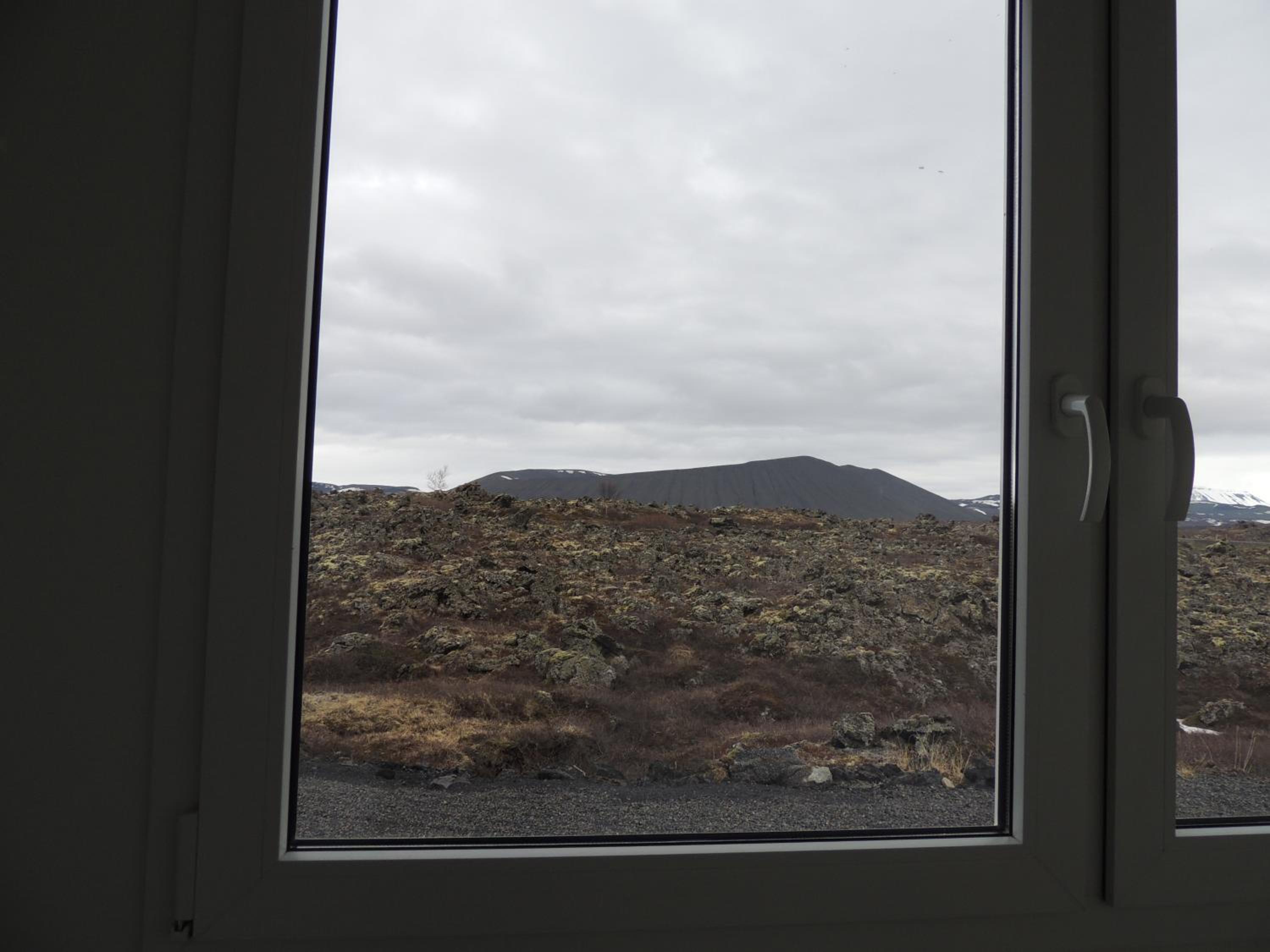 Economy Double Room with Crater View - Photo 2