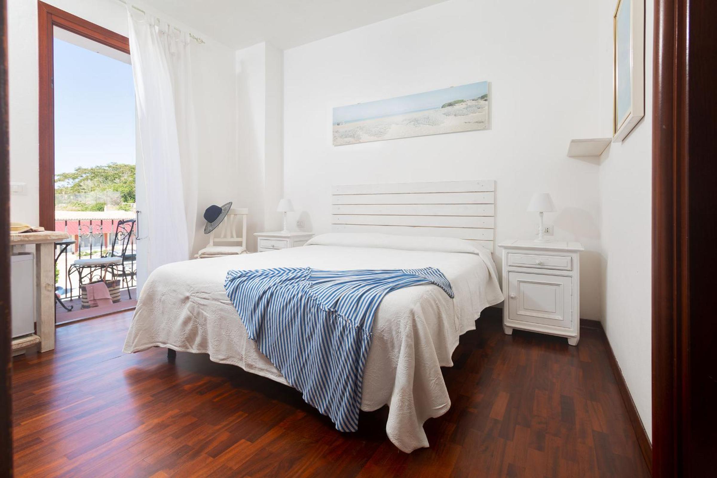 Deluxe Double Room with Extra Bed