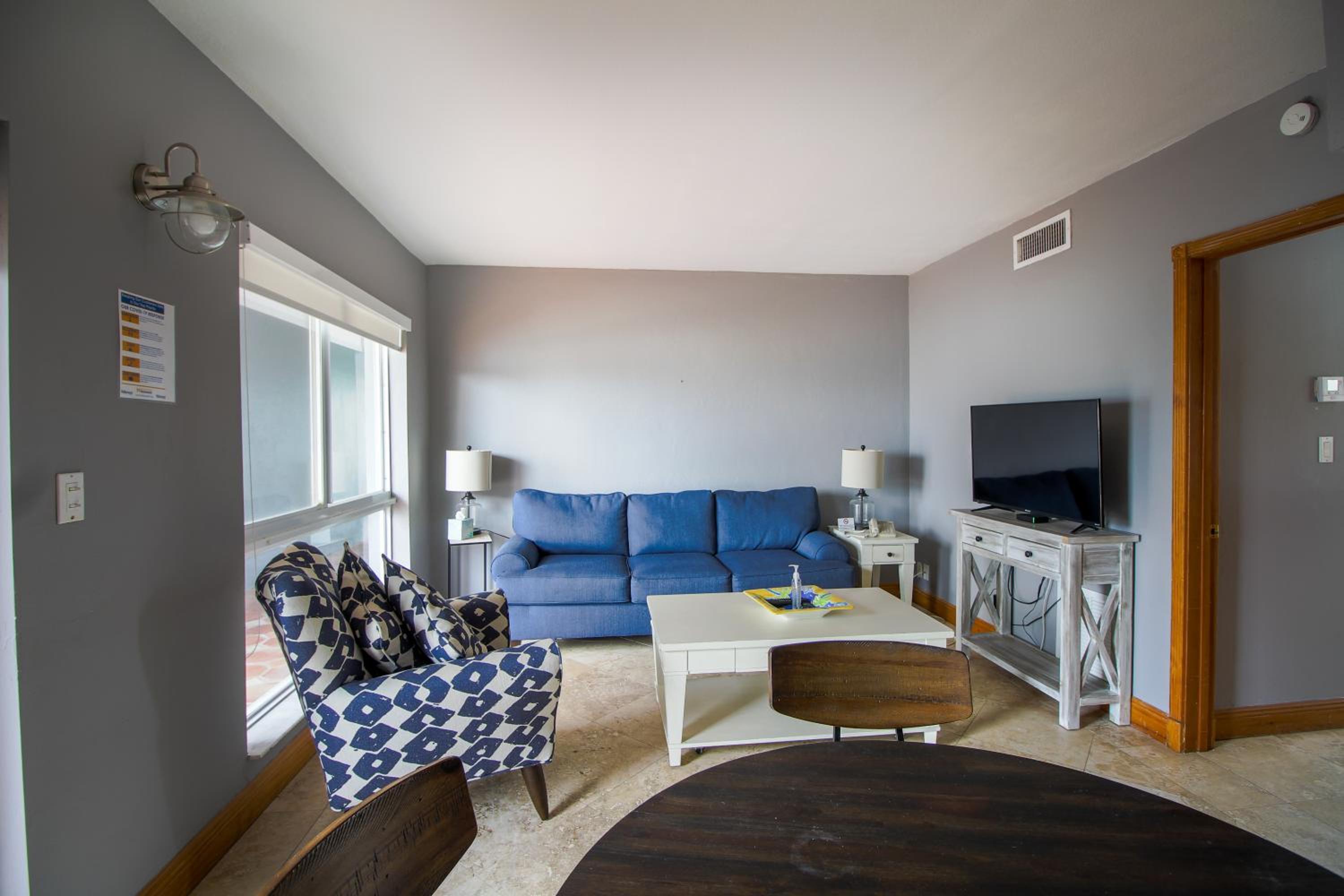One-Bedroom Suite