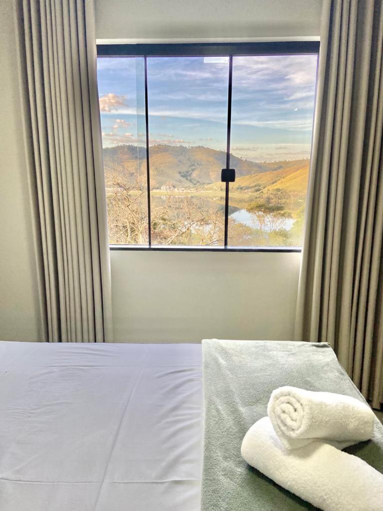 Triple Room with Lake View photo 2