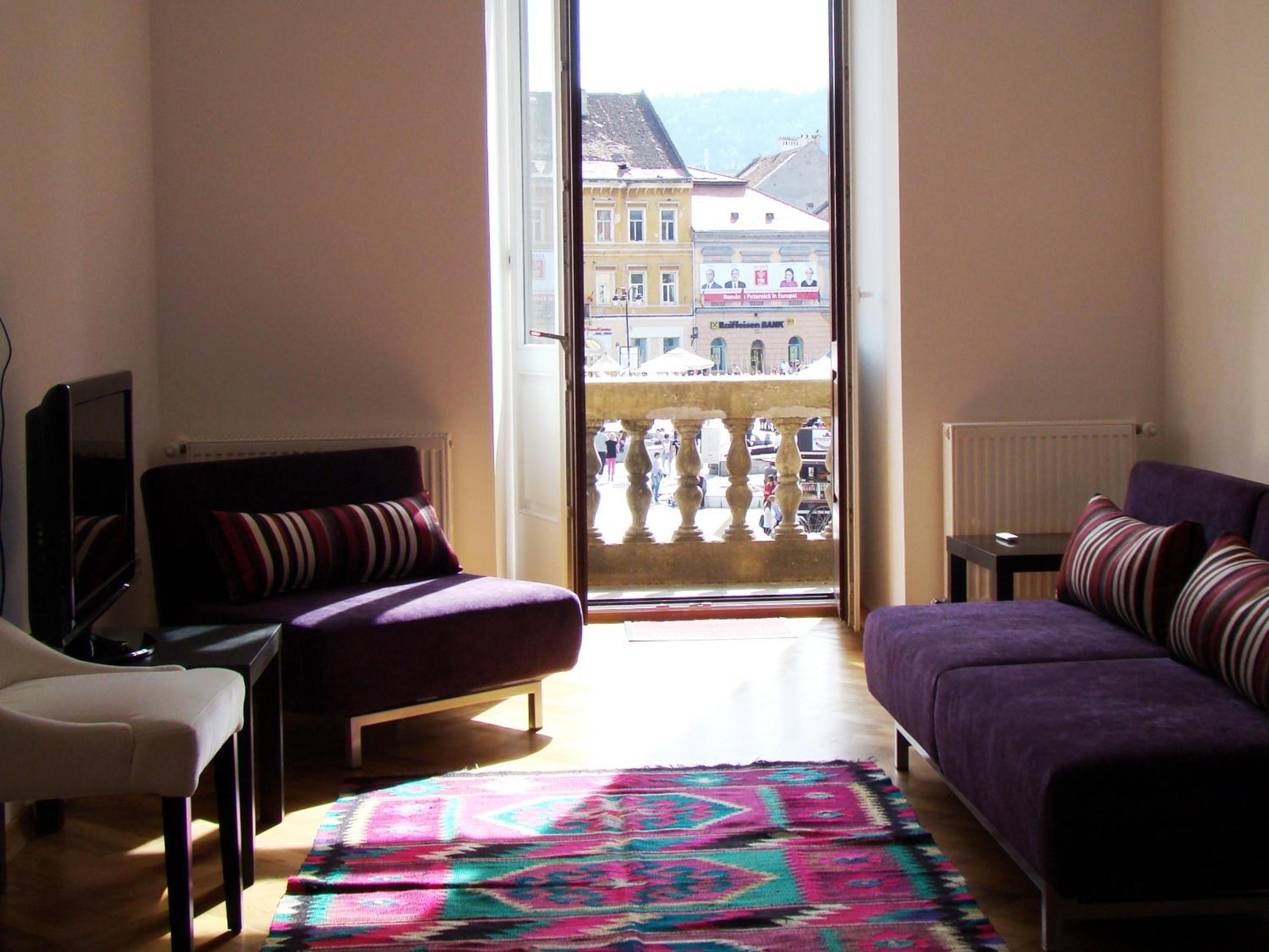Loft-type Studio with Balcony - Photo 27