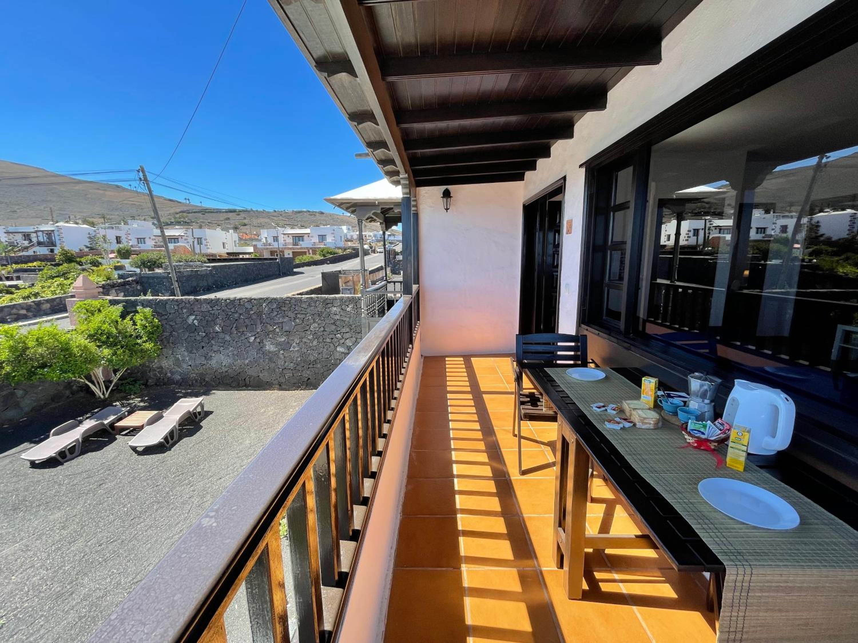 Apartment with Sea View photo 2
