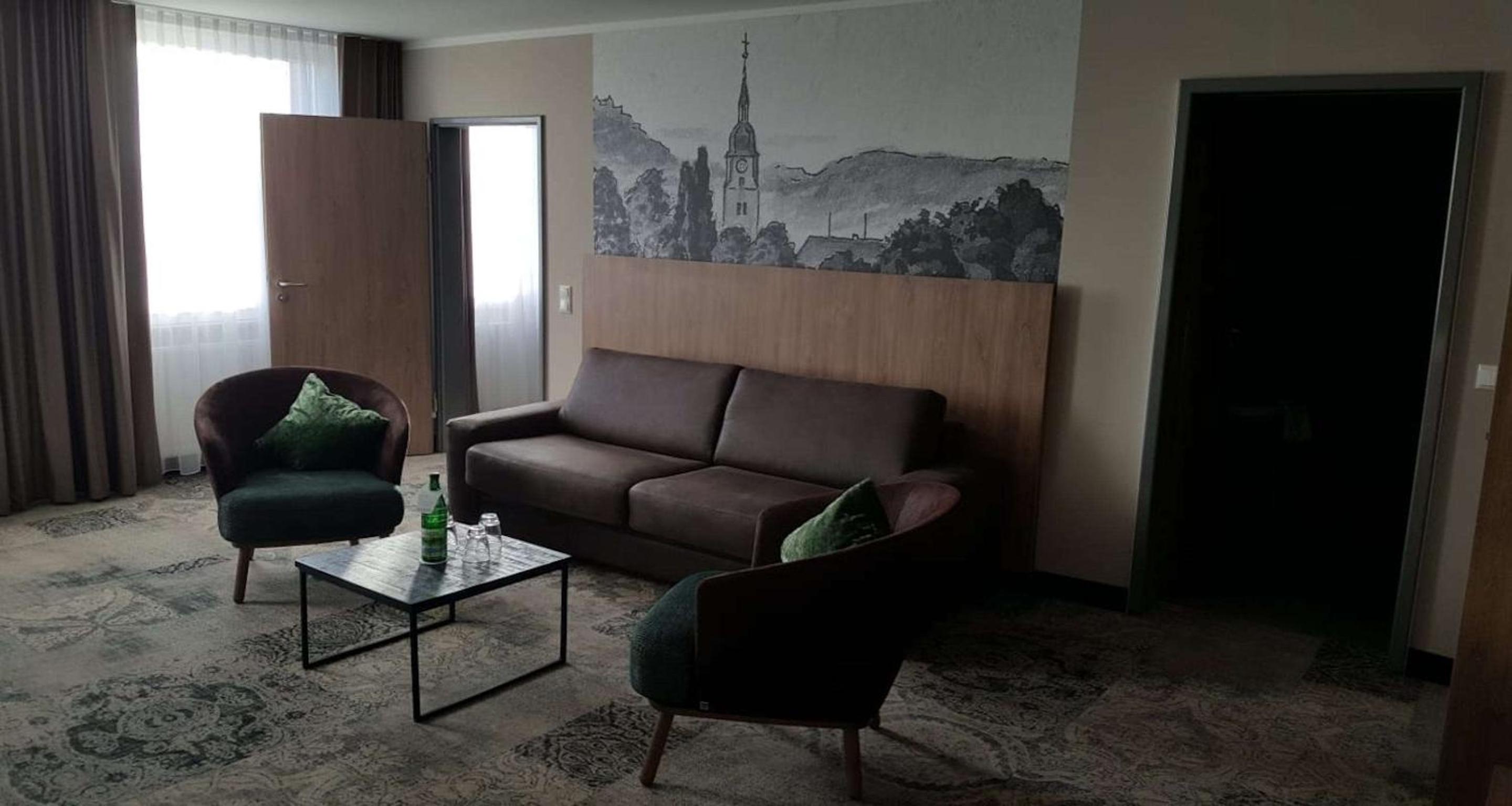 Suite with Double Bed - Photo 8
