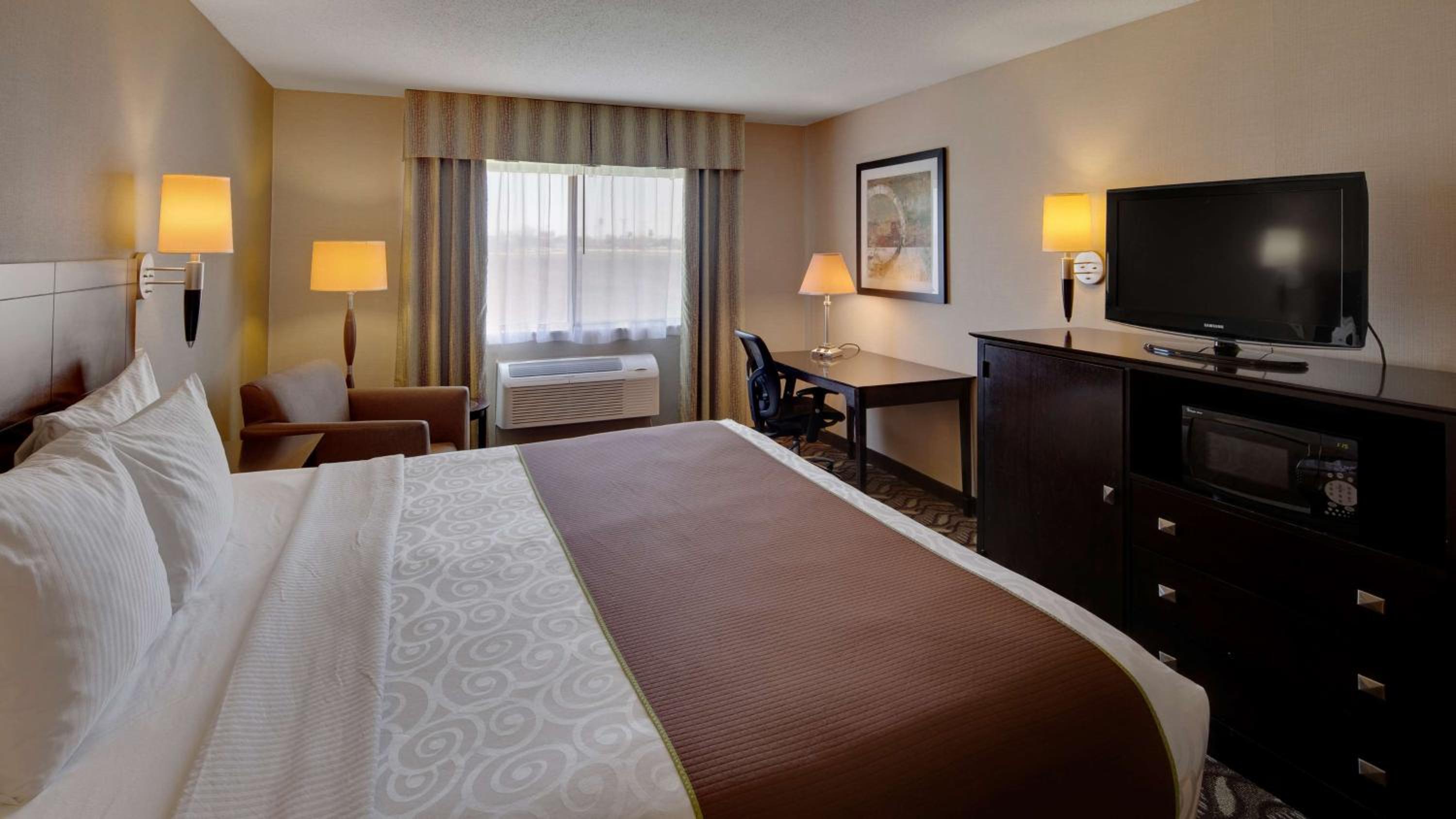 King Room with Kitchenette photo 2