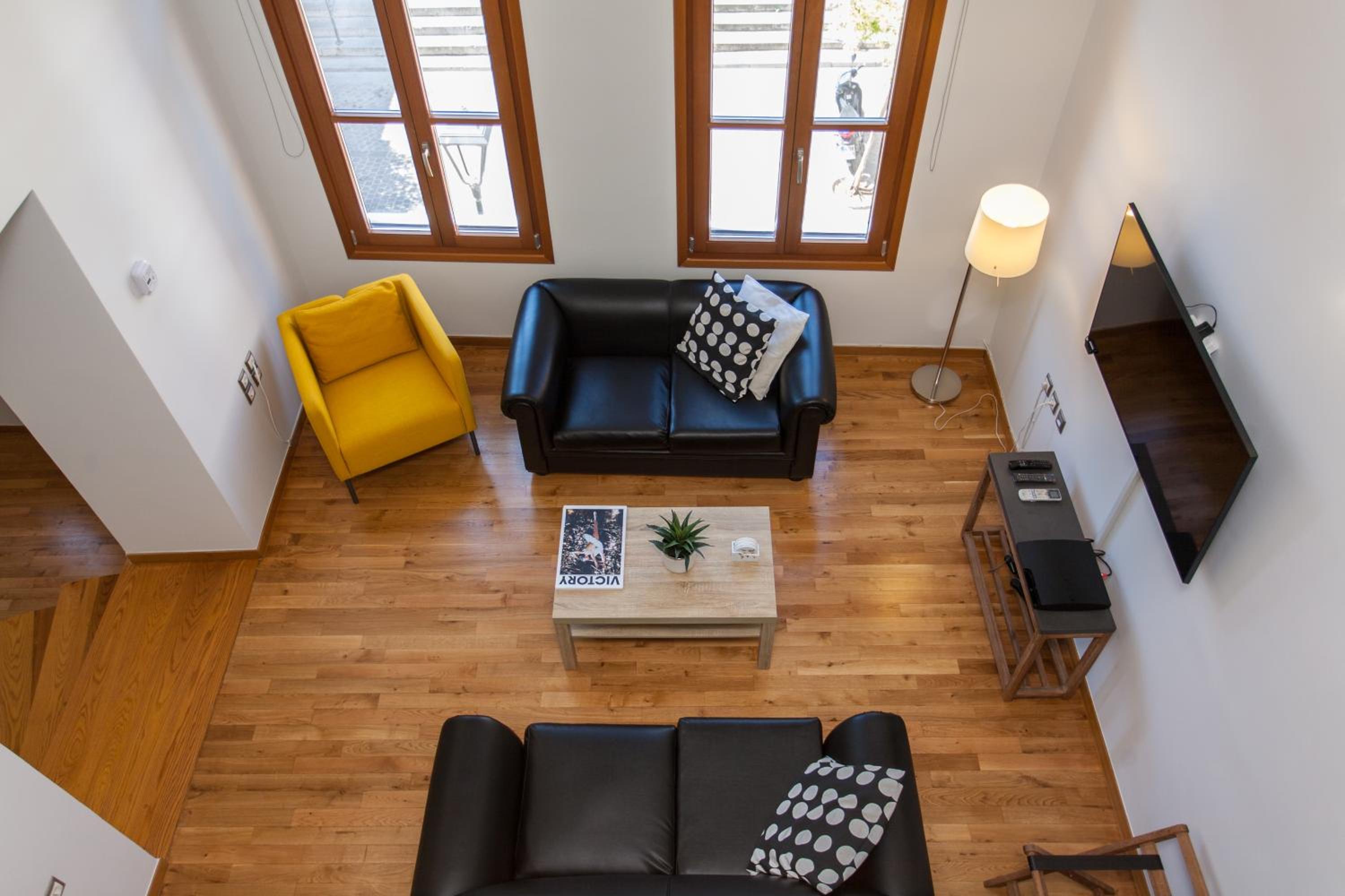 Deluxe Apartment