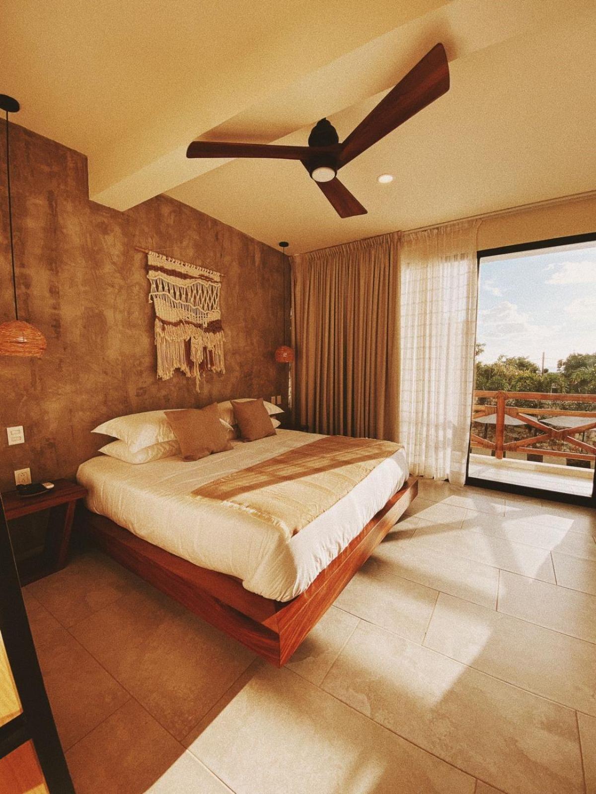 Double Room with Balcony photo 1