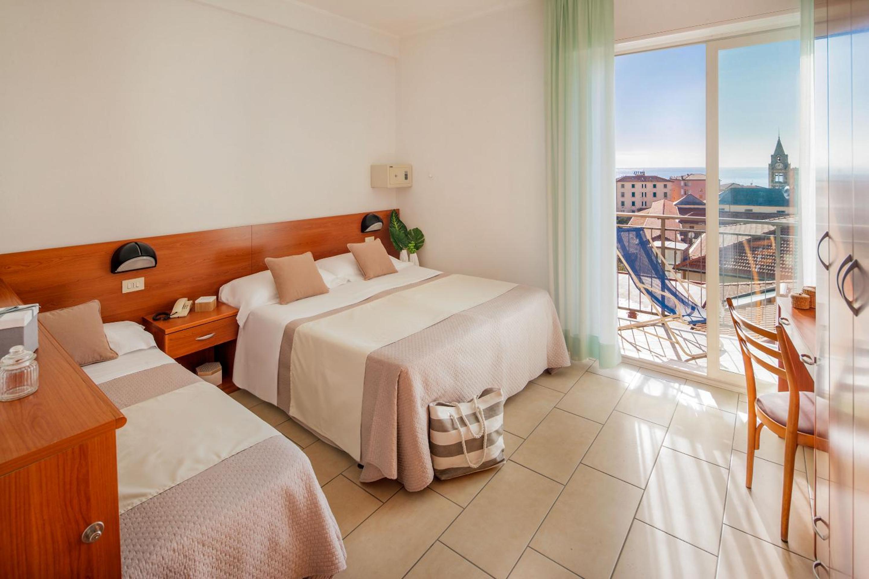 Triple Room with Balcony