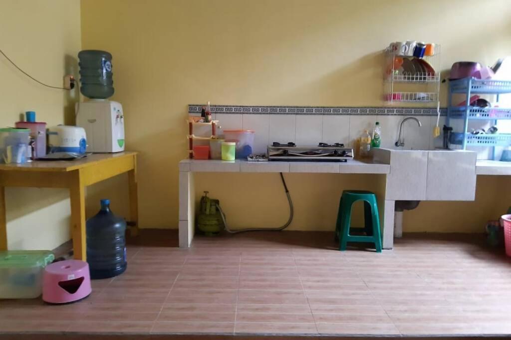Two-Bedroom House - Photo 17