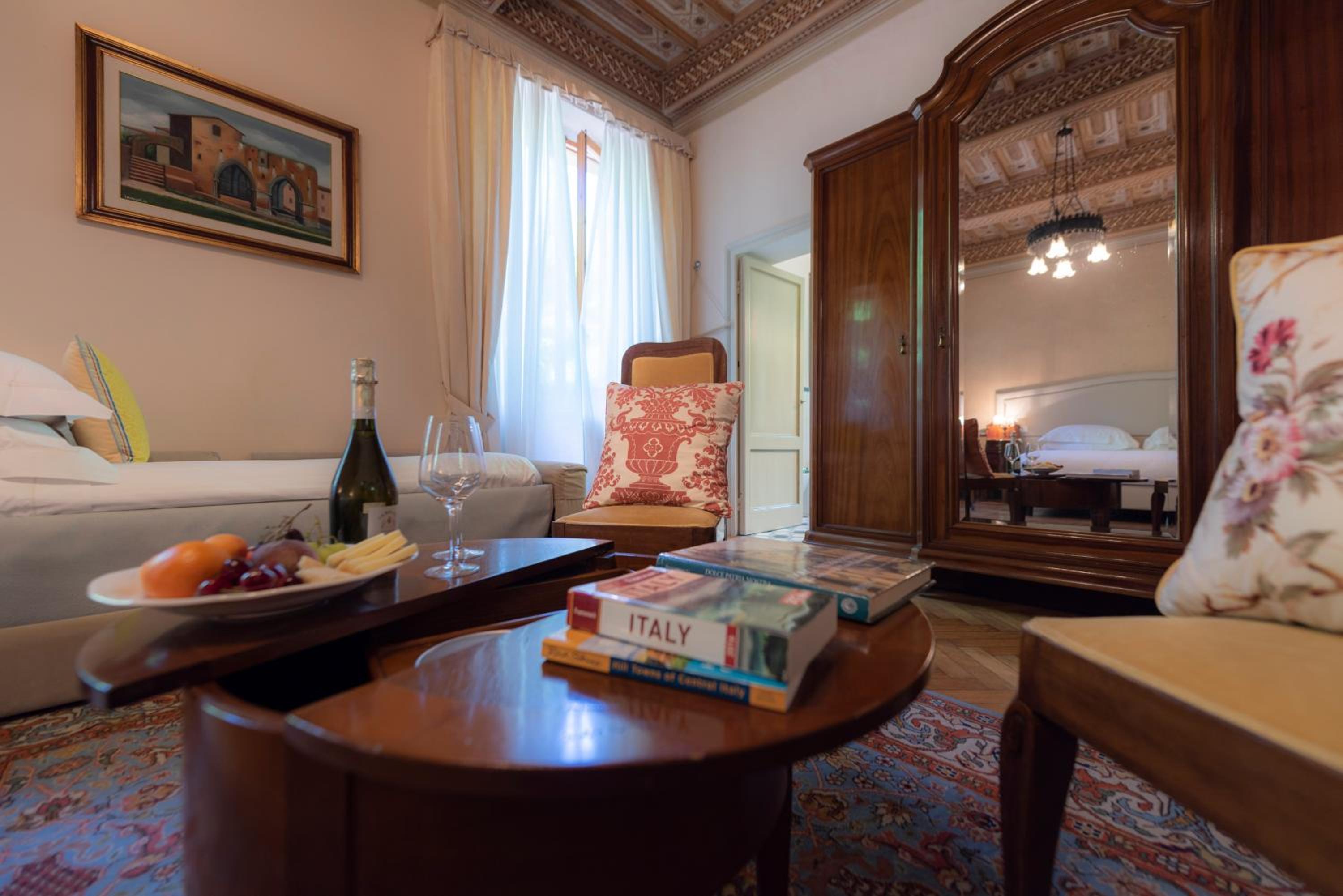 Deluxe Double Room with Extra Bed - Photo 4