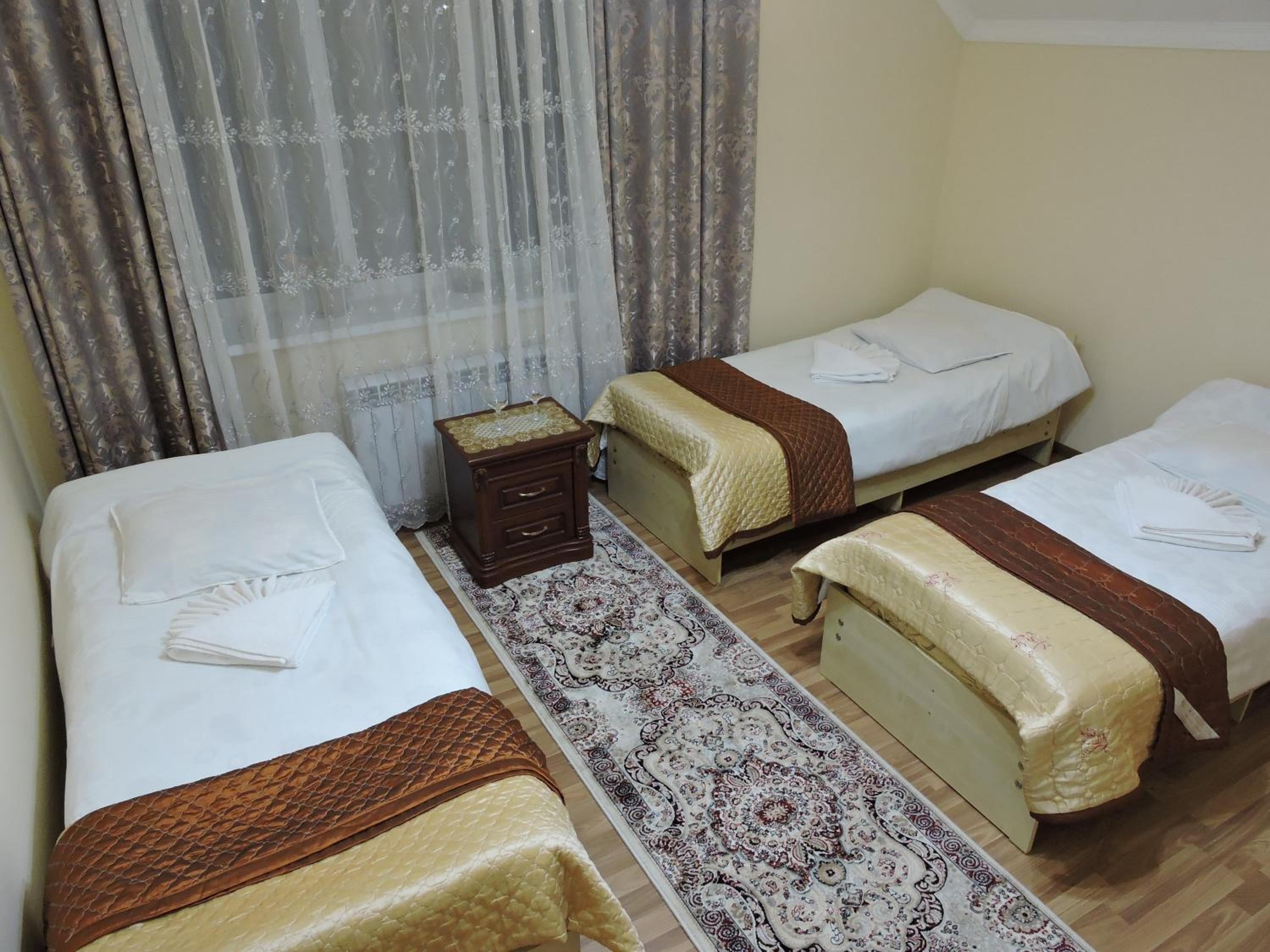 Superior Quadruple Room photo 3