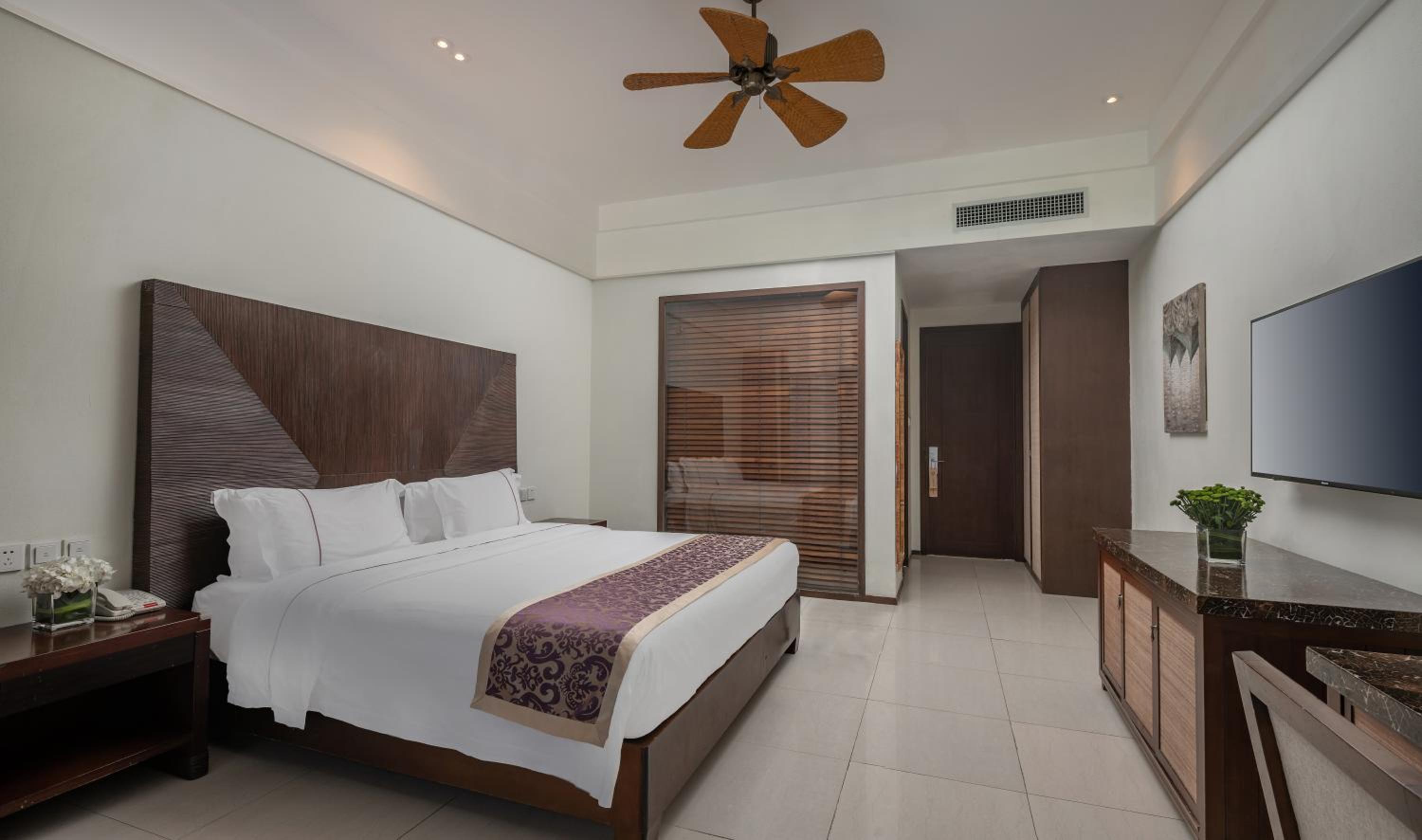 King Room with Garden View - Photo 1